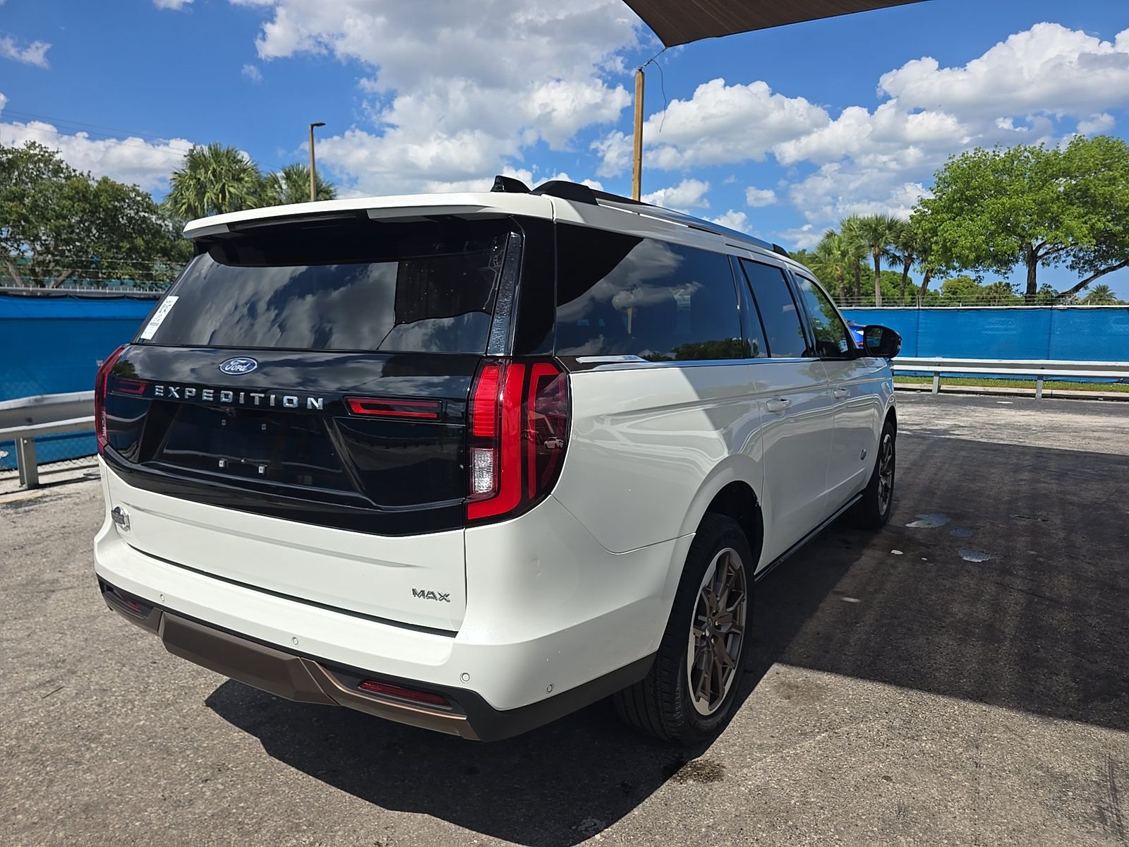 FORD EXPEDITION MAX - 5