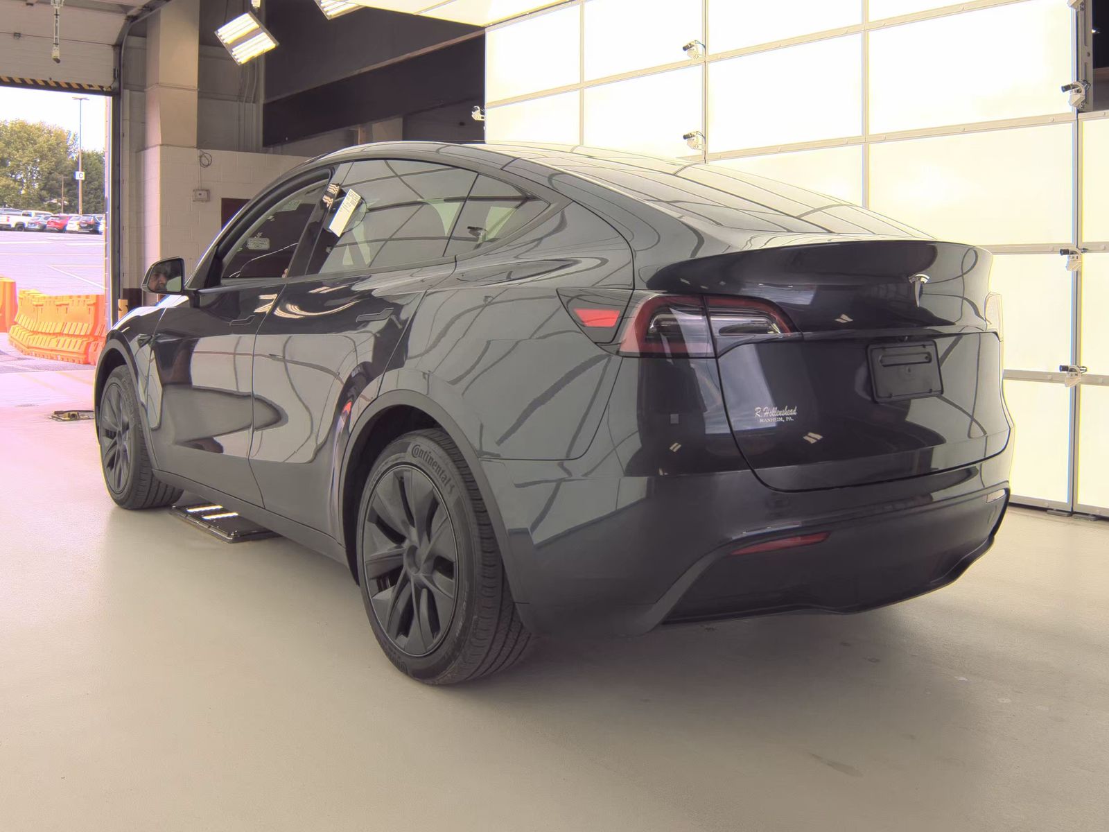 TESLA MODEL Y - 9