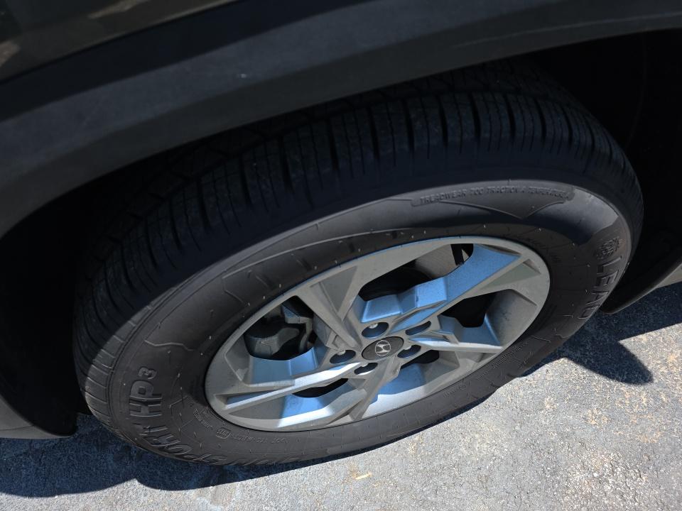 HYUNDAI TUCSON - 9