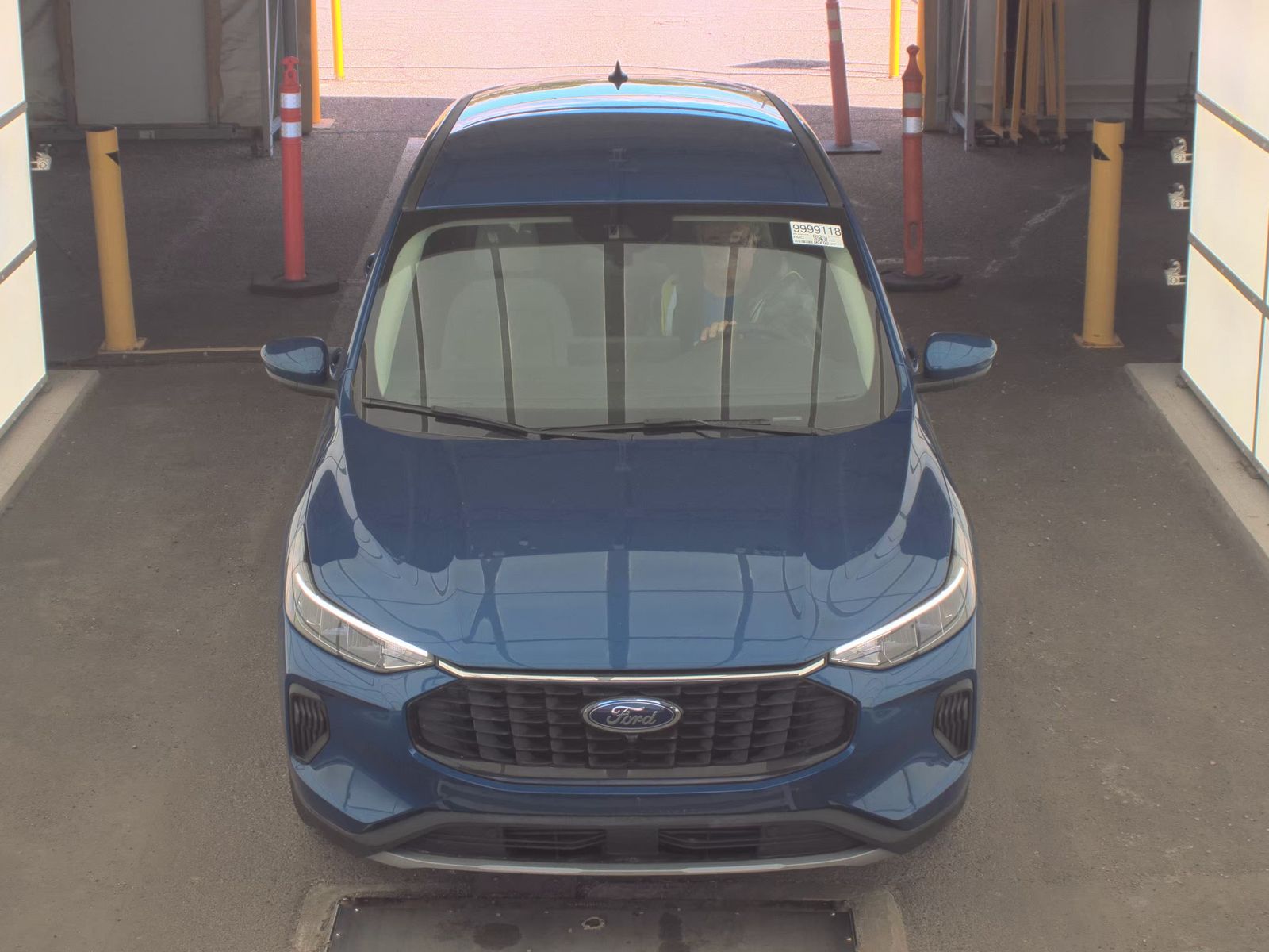 FORD ESCAPE - 3