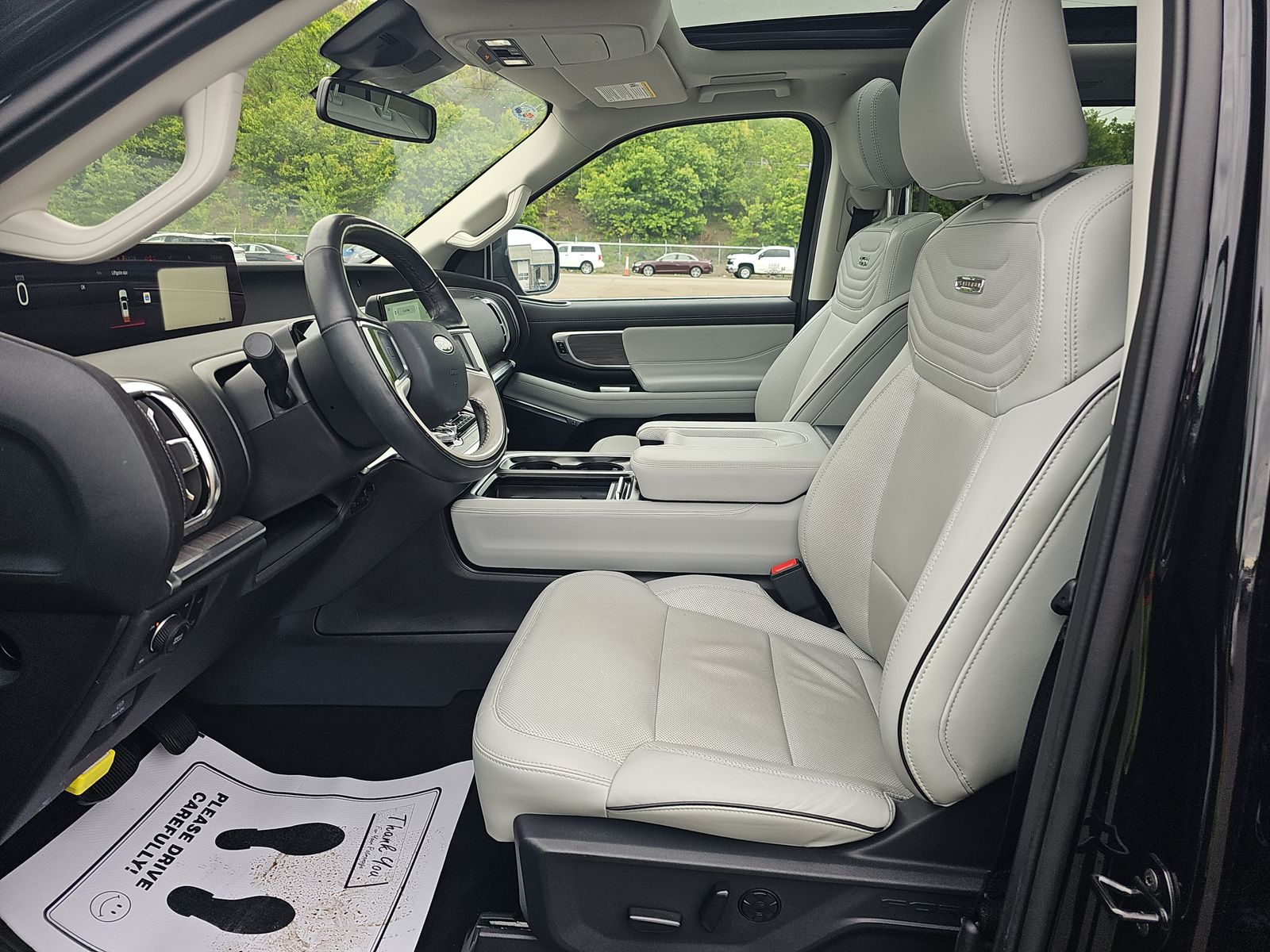 FORD EXPEDITION - 1