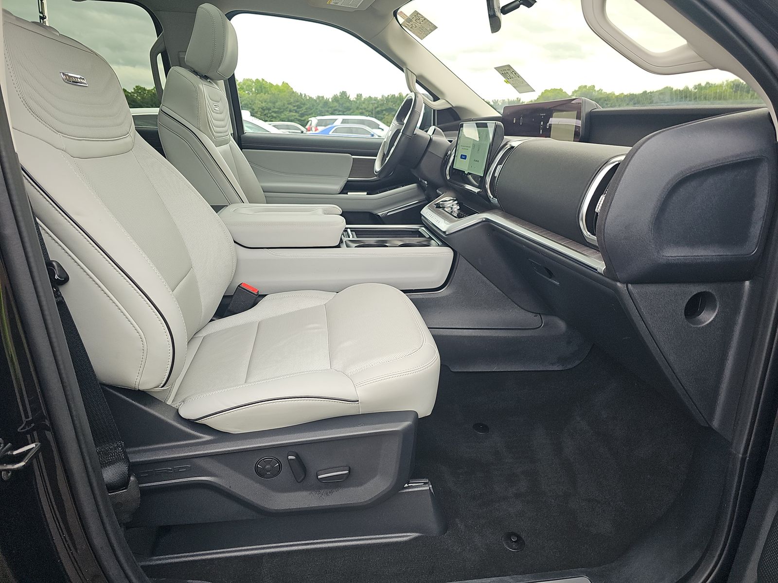 FORD EXPEDITION - 3