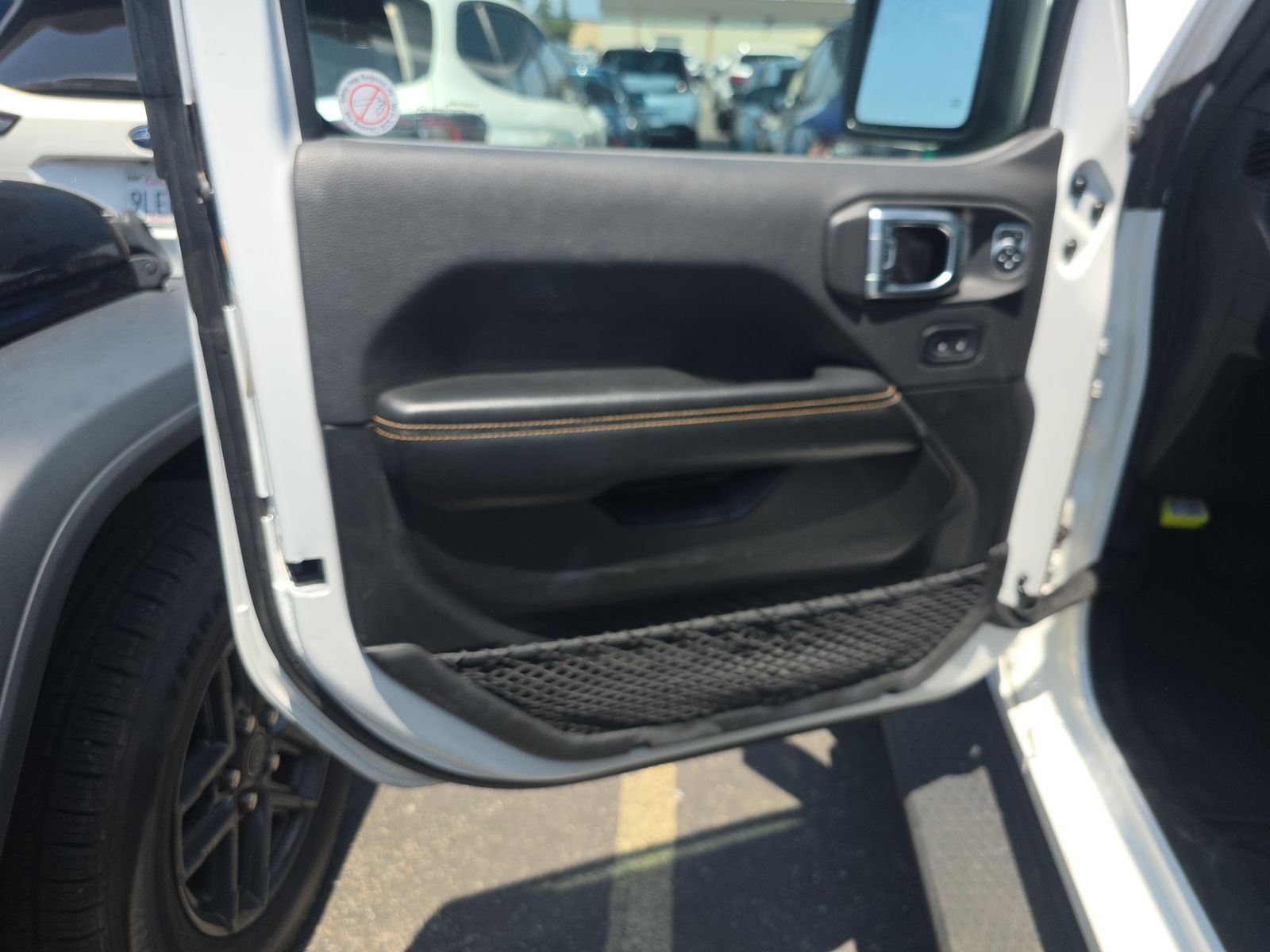 2024 Jeep Wrangler Sahara AWD