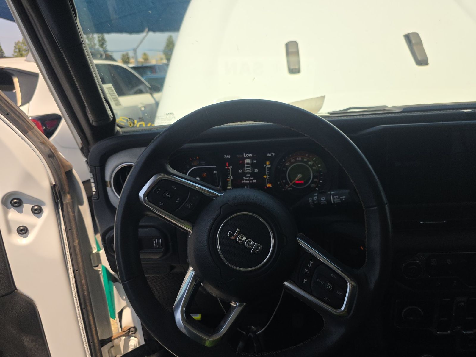 2024 Jeep Wrangler Sahara AWD