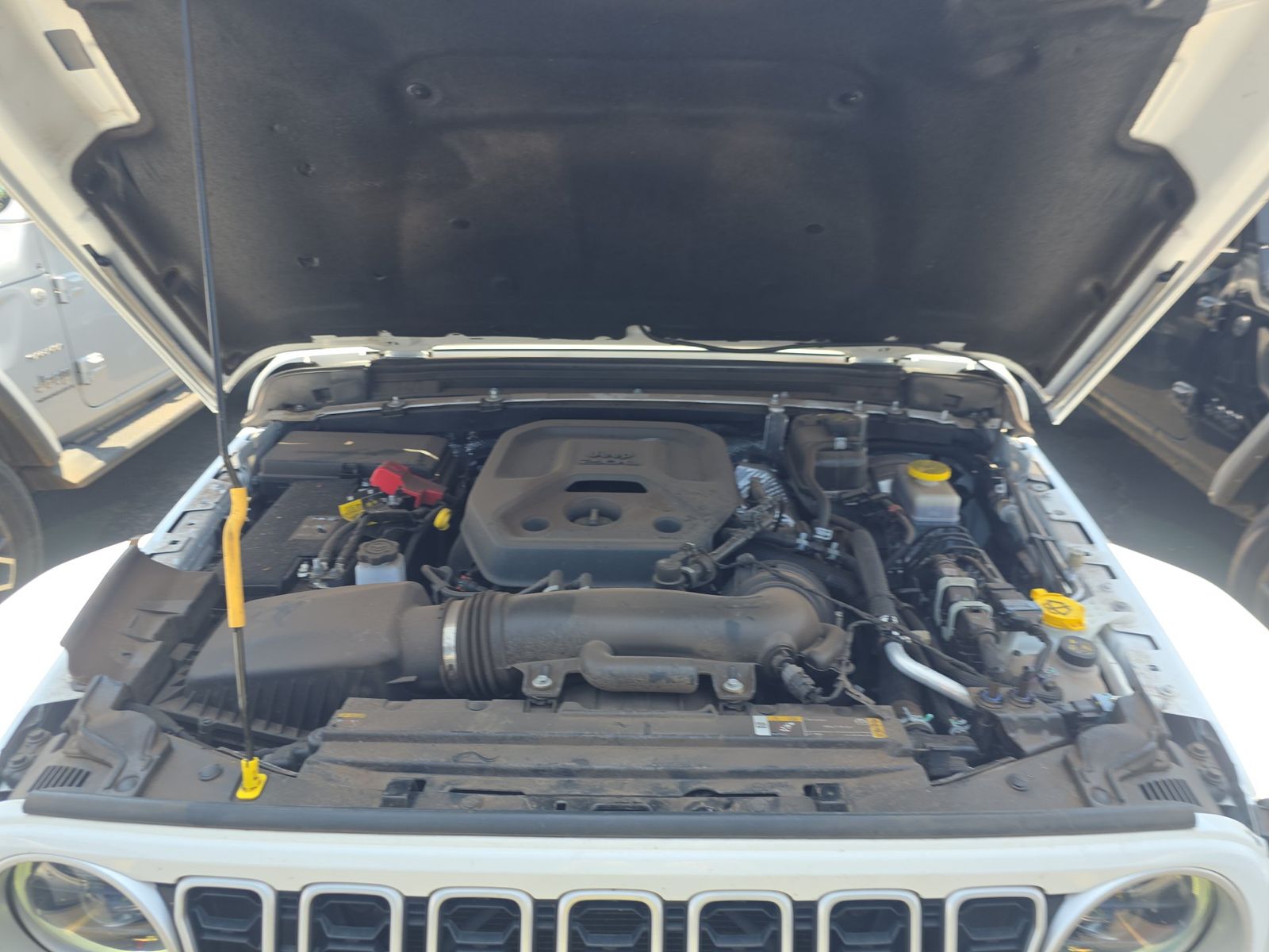 2024 Jeep Wrangler Sahara AWD