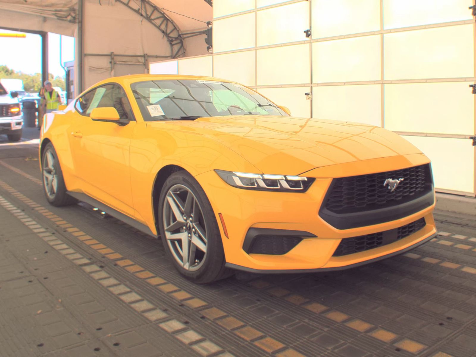 FORD MUSTANG - 4