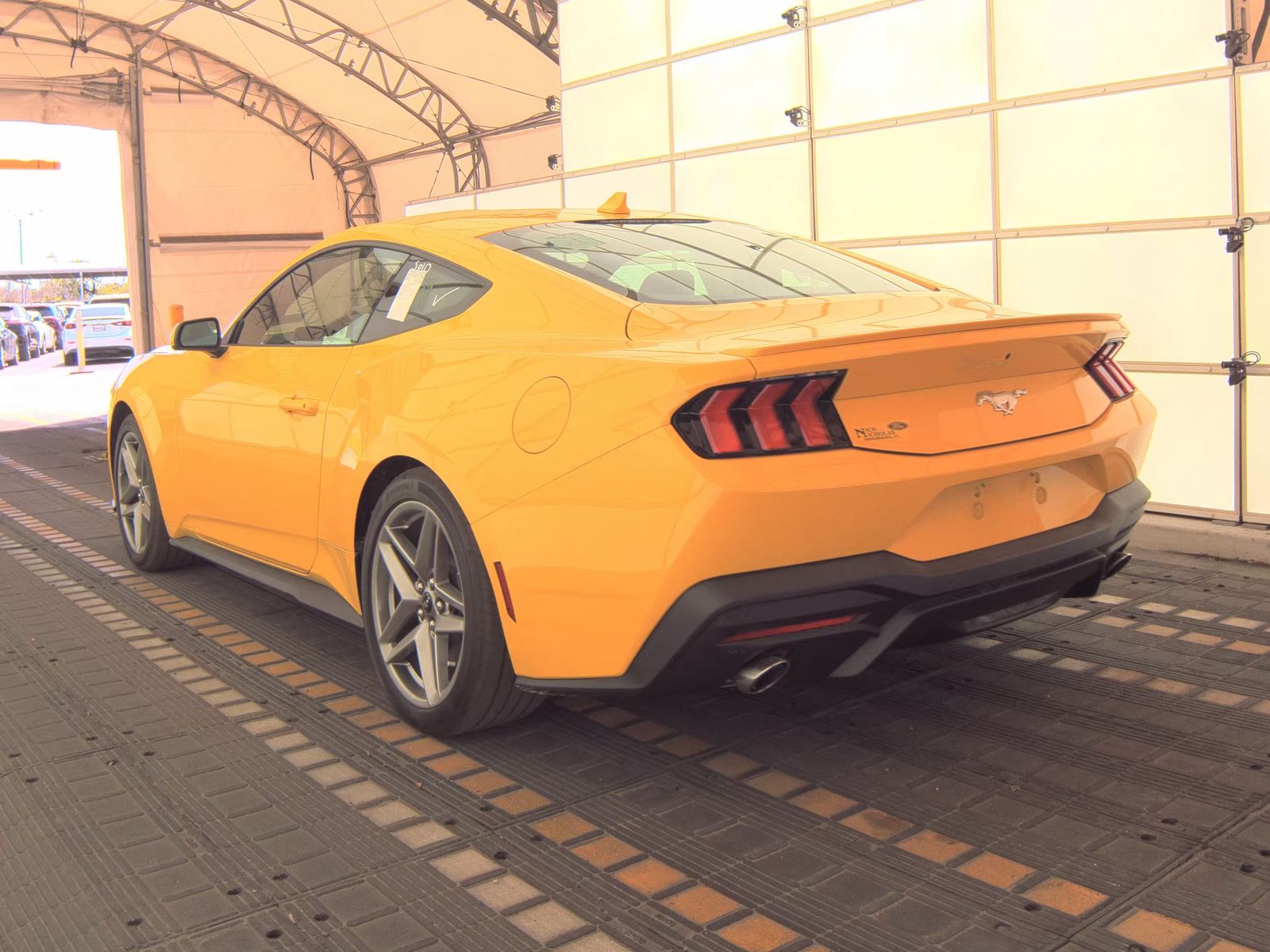 FORD MUSTANG - 7