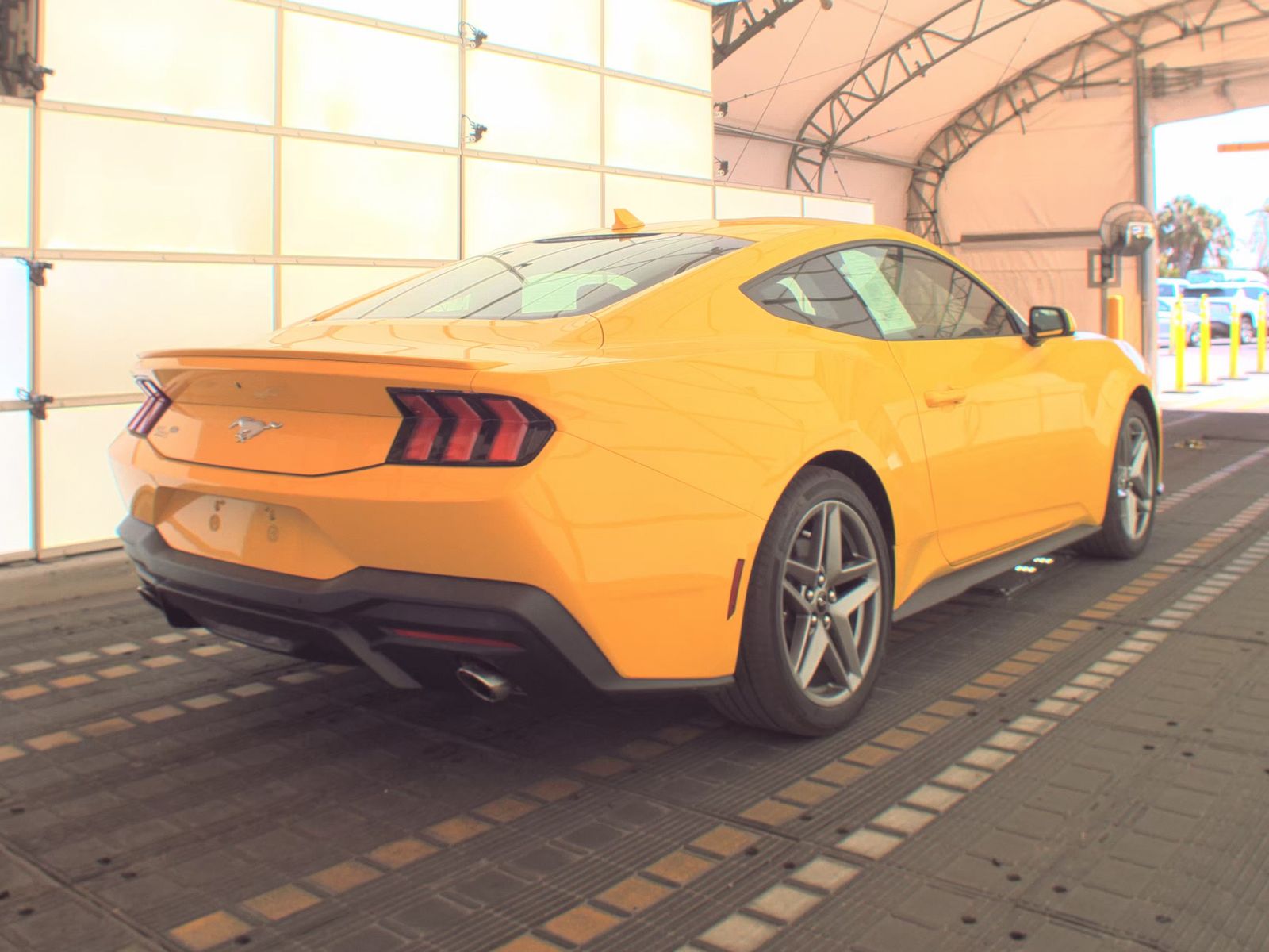 FORD MUSTANG - 5