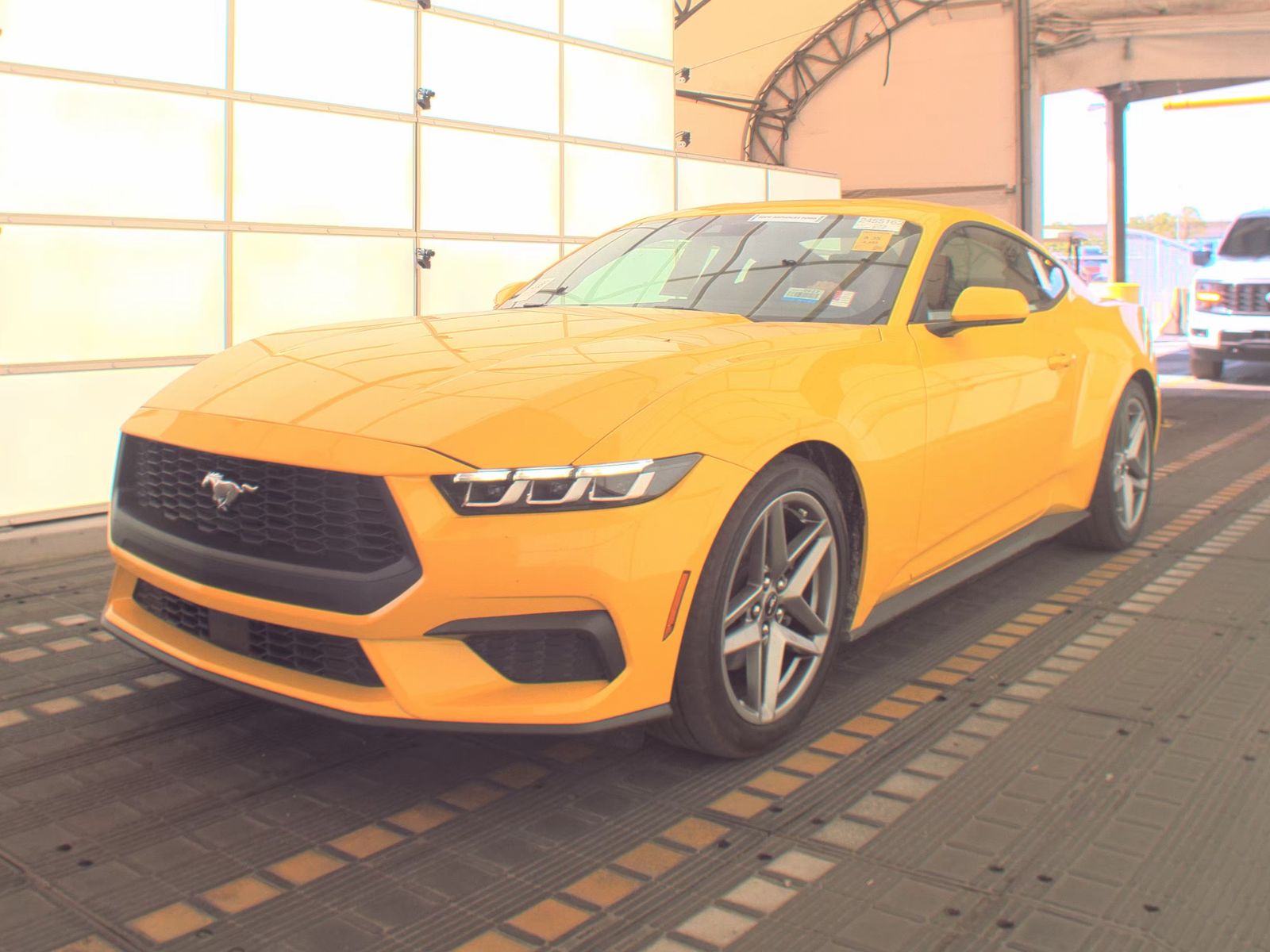 FORD MUSTANG - 1