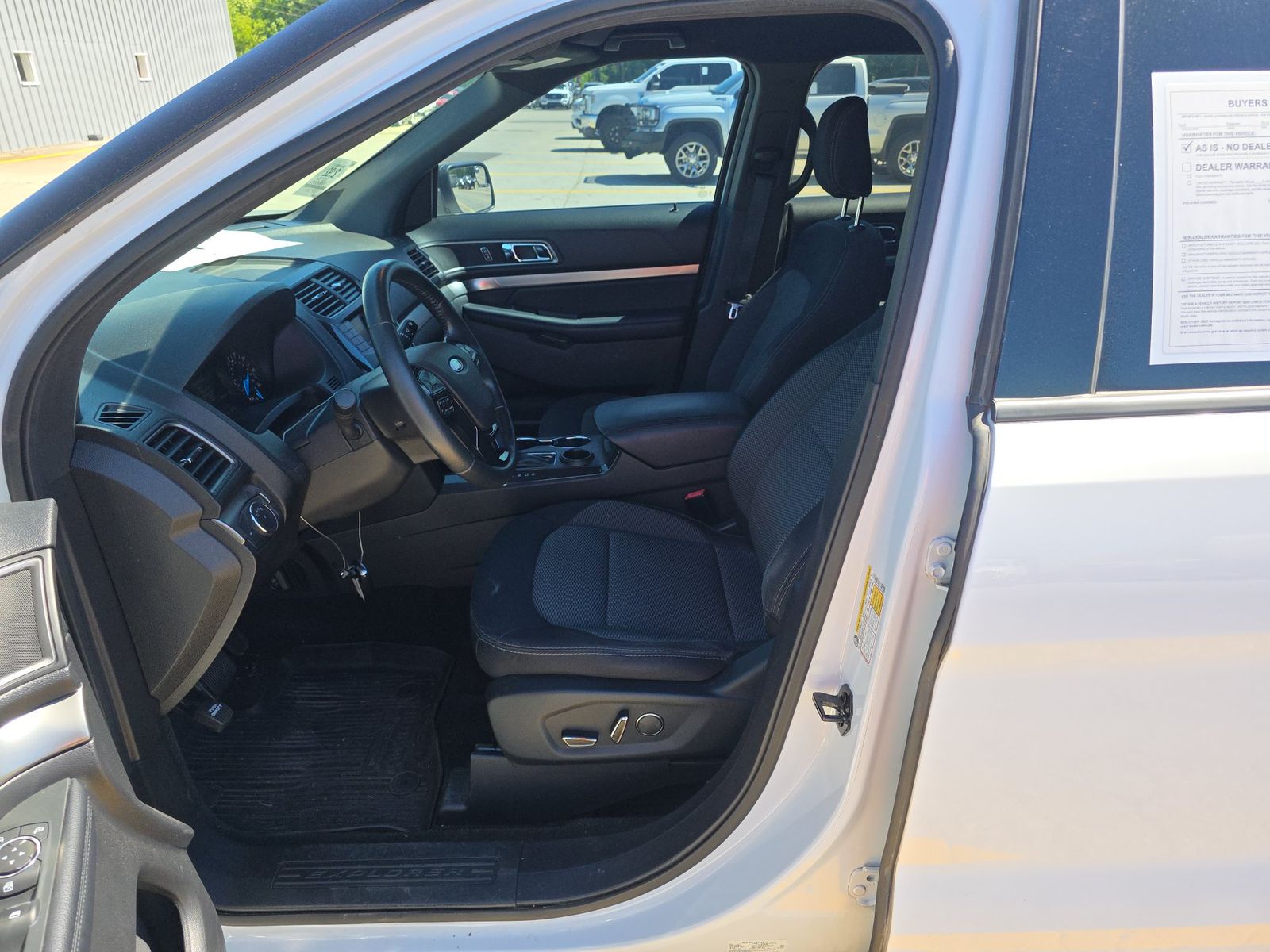 FORD EXPLORER - 8