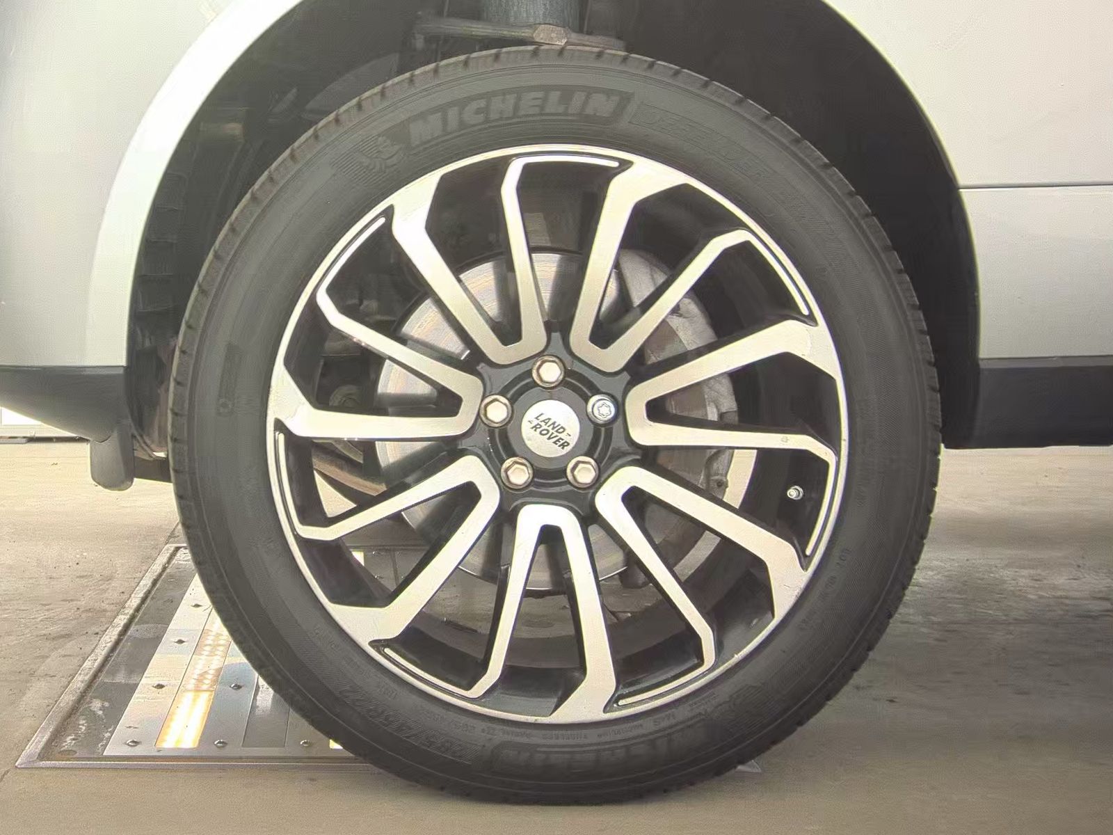 LAND ROVER RANGE ROVER - 10
