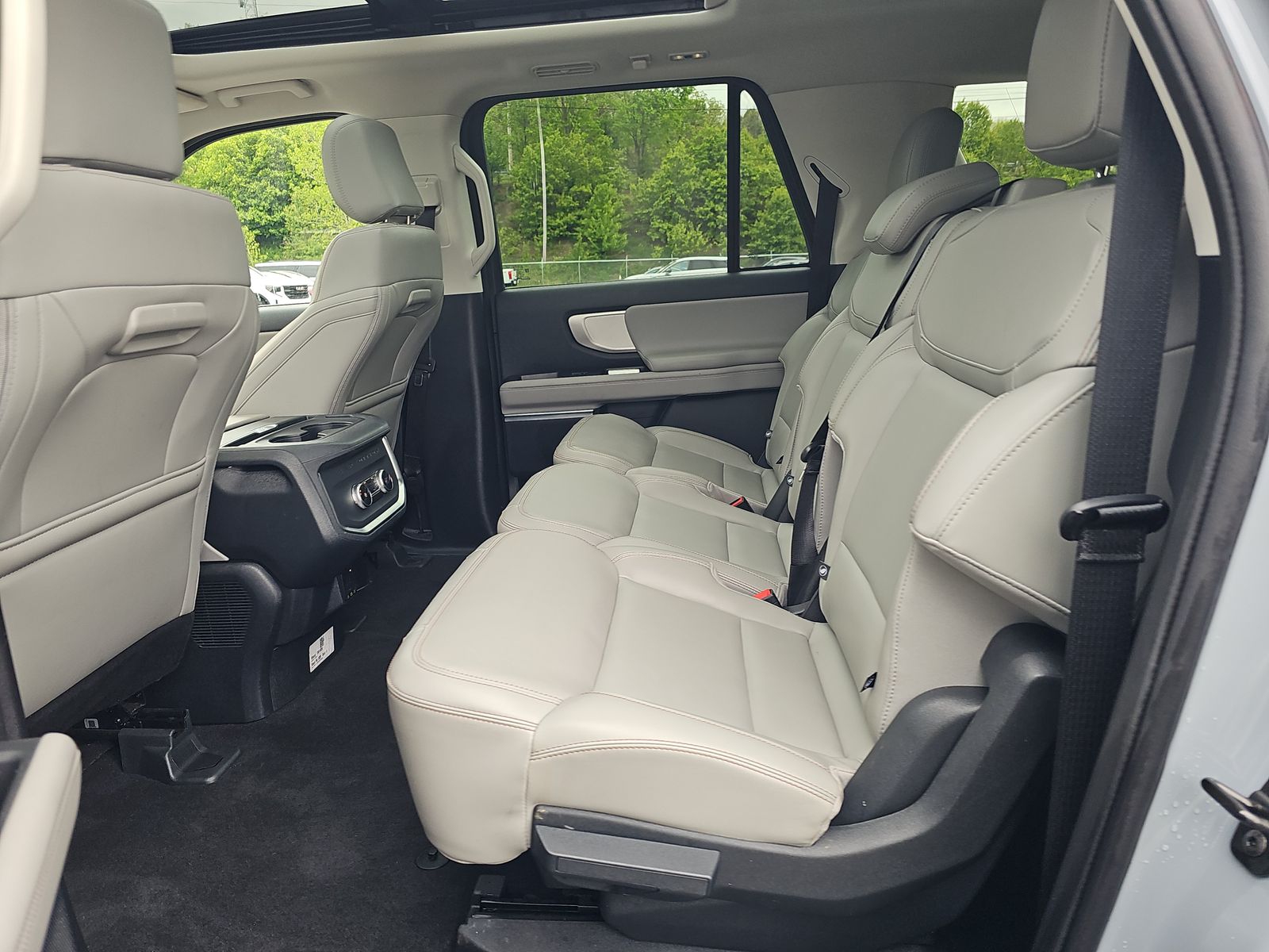 FORD EXPEDITION MAX - 8