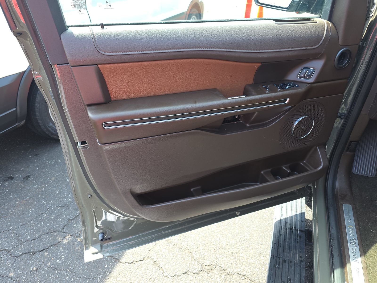 FORD EXPEDITION MAX - 10