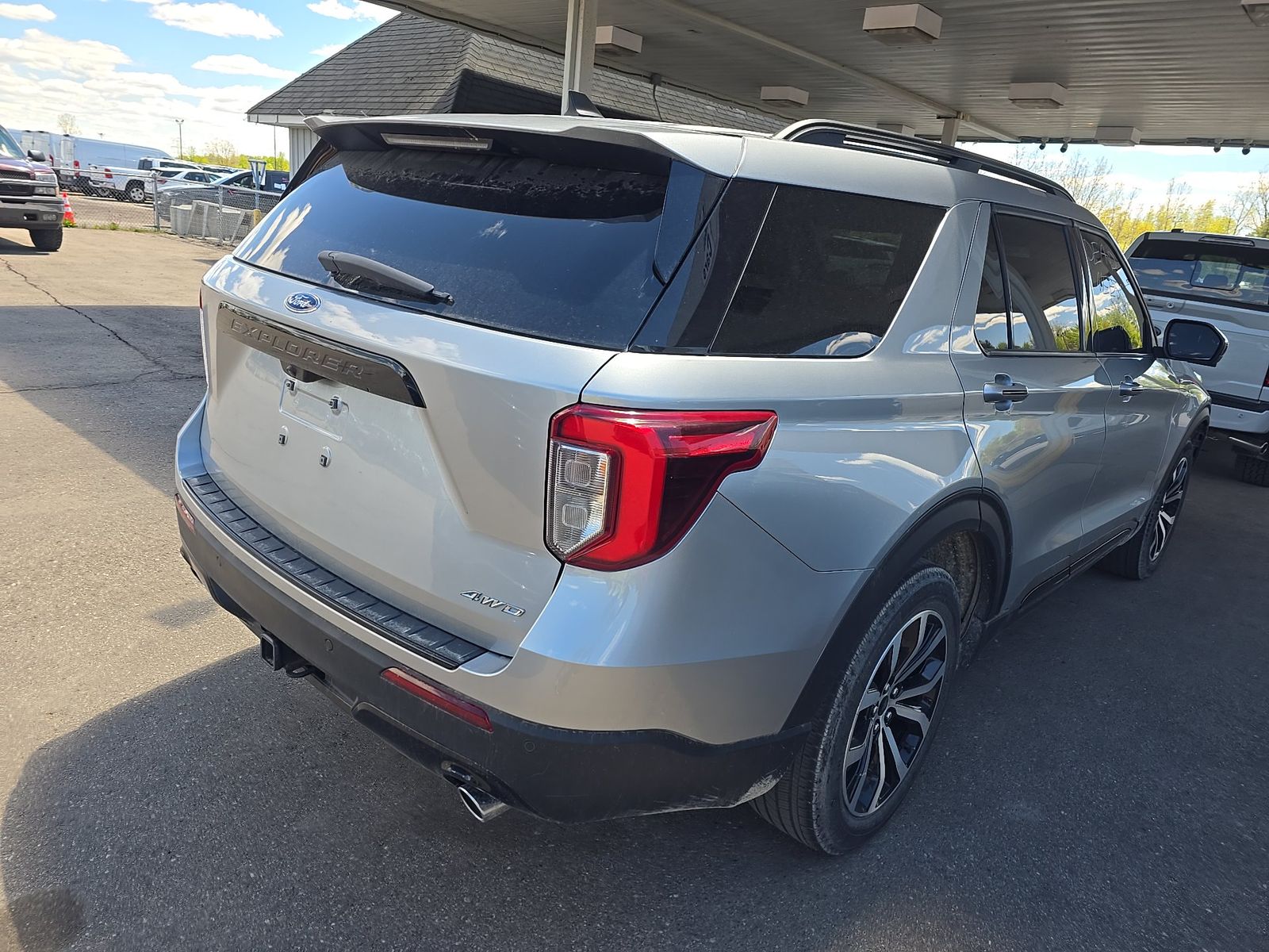FORD EXPLORER - 5