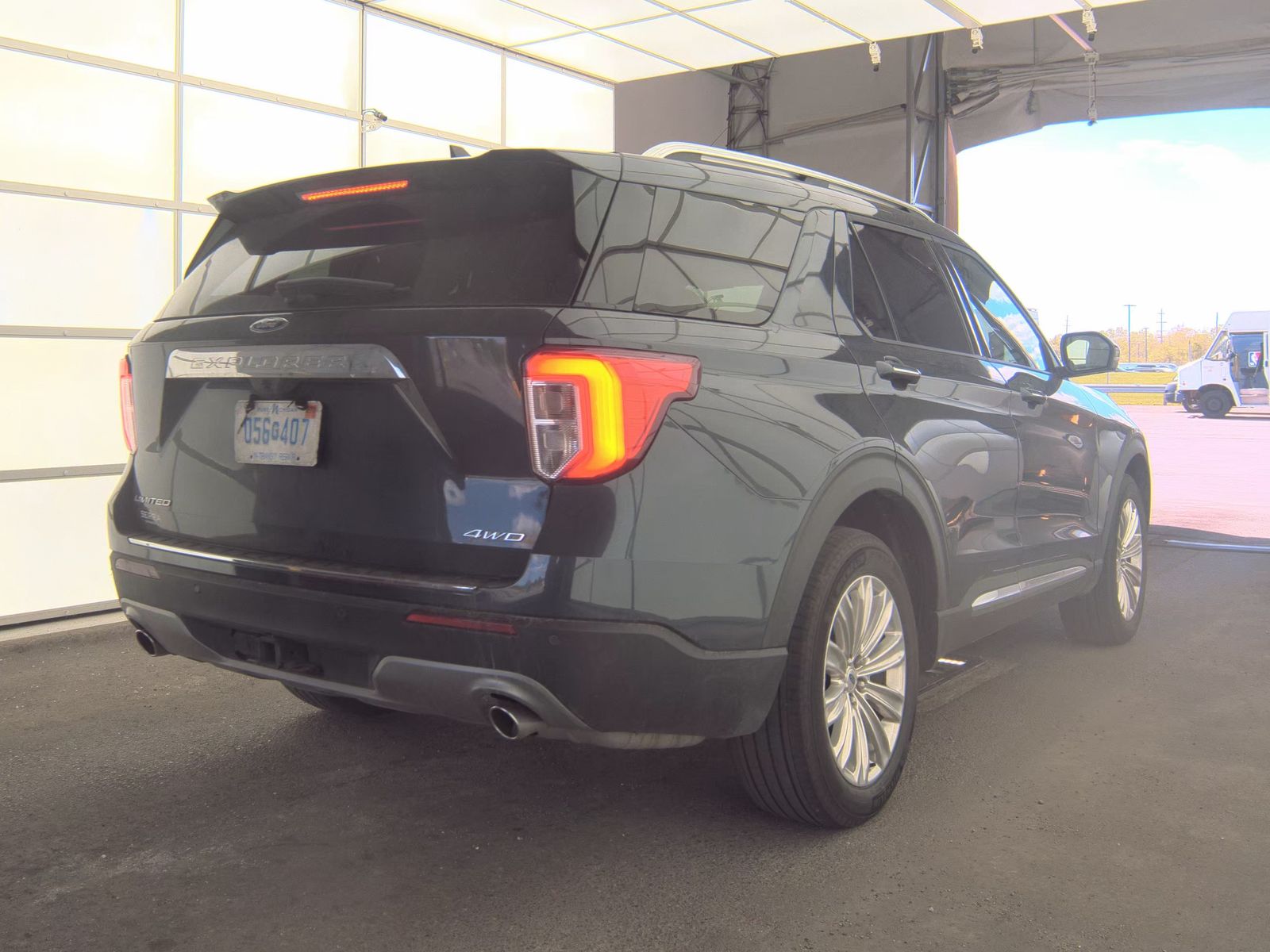 FORD EXPLORER - 6