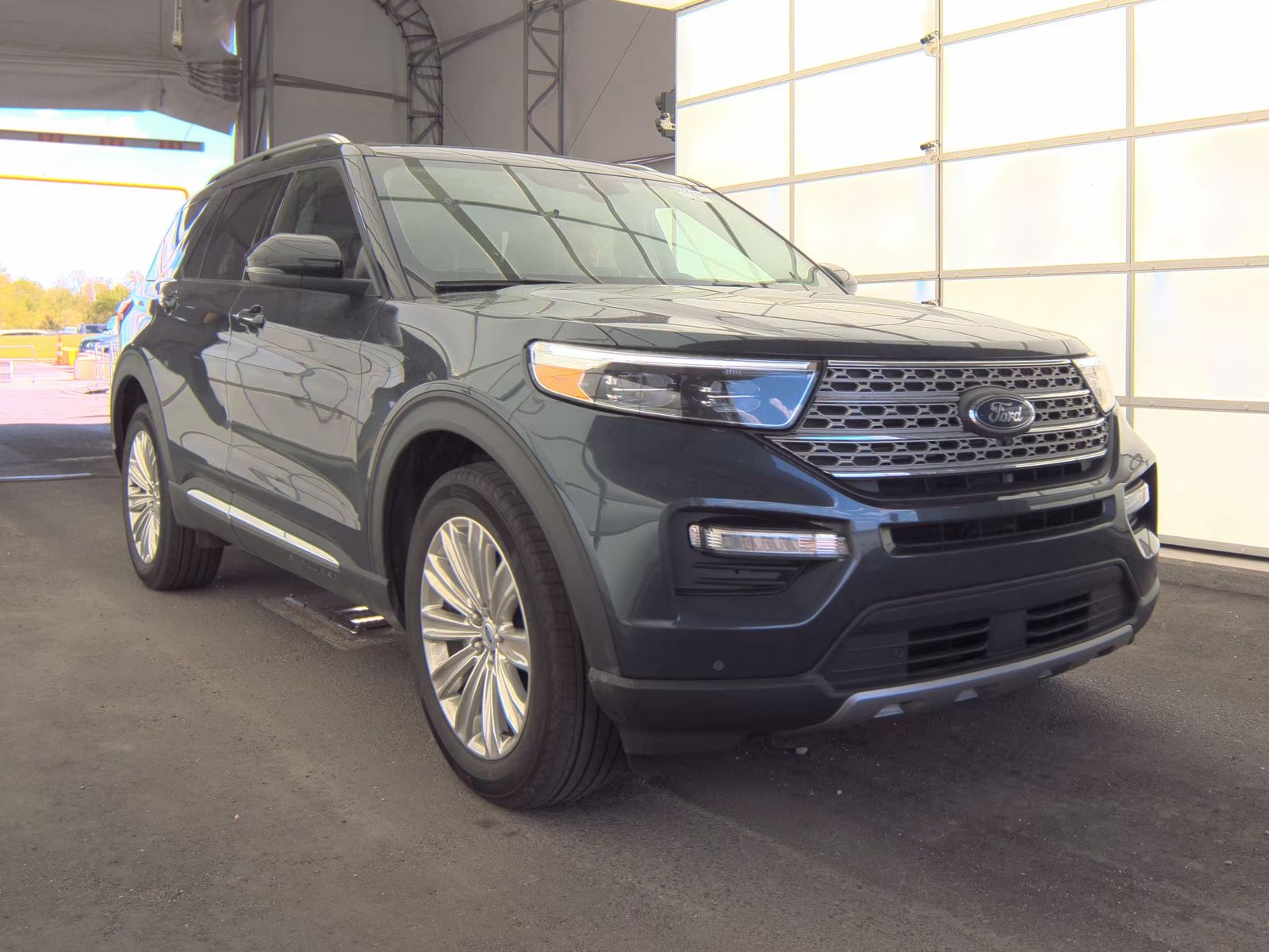 FORD EXPLORER - 5
