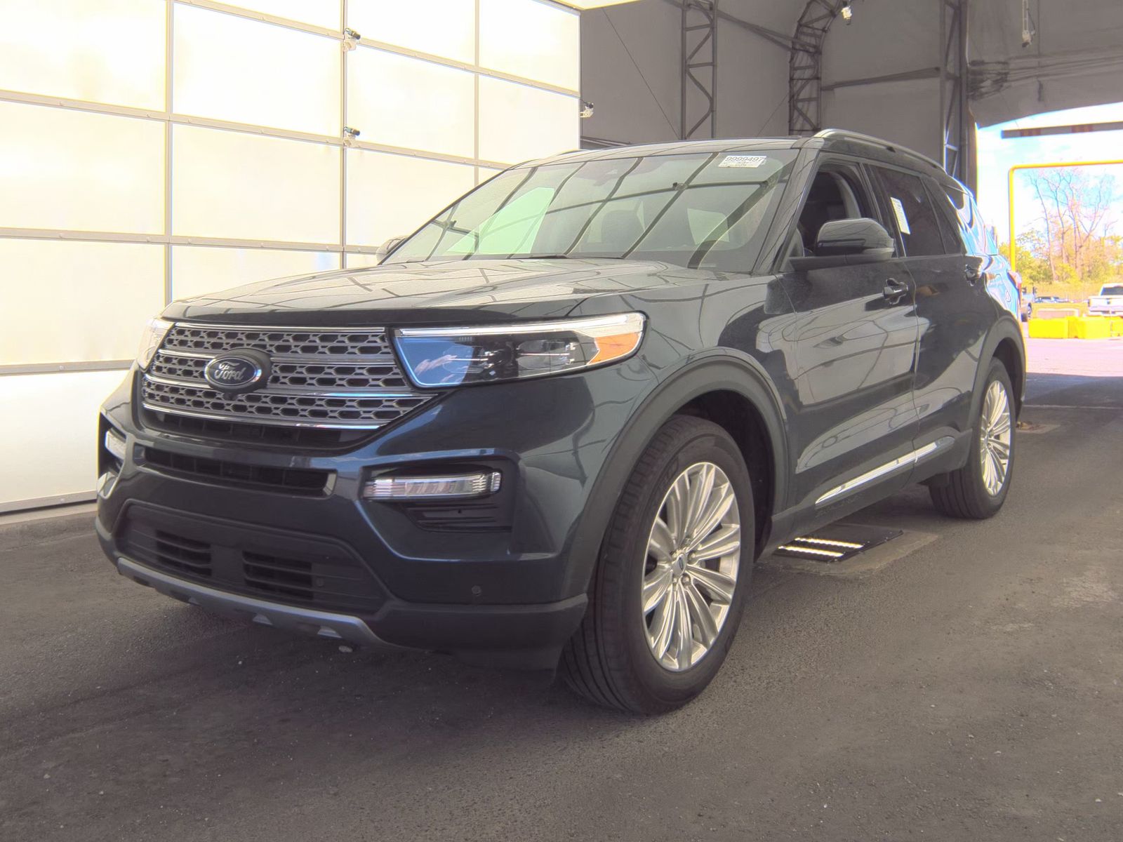 FORD EXPLORER - 1