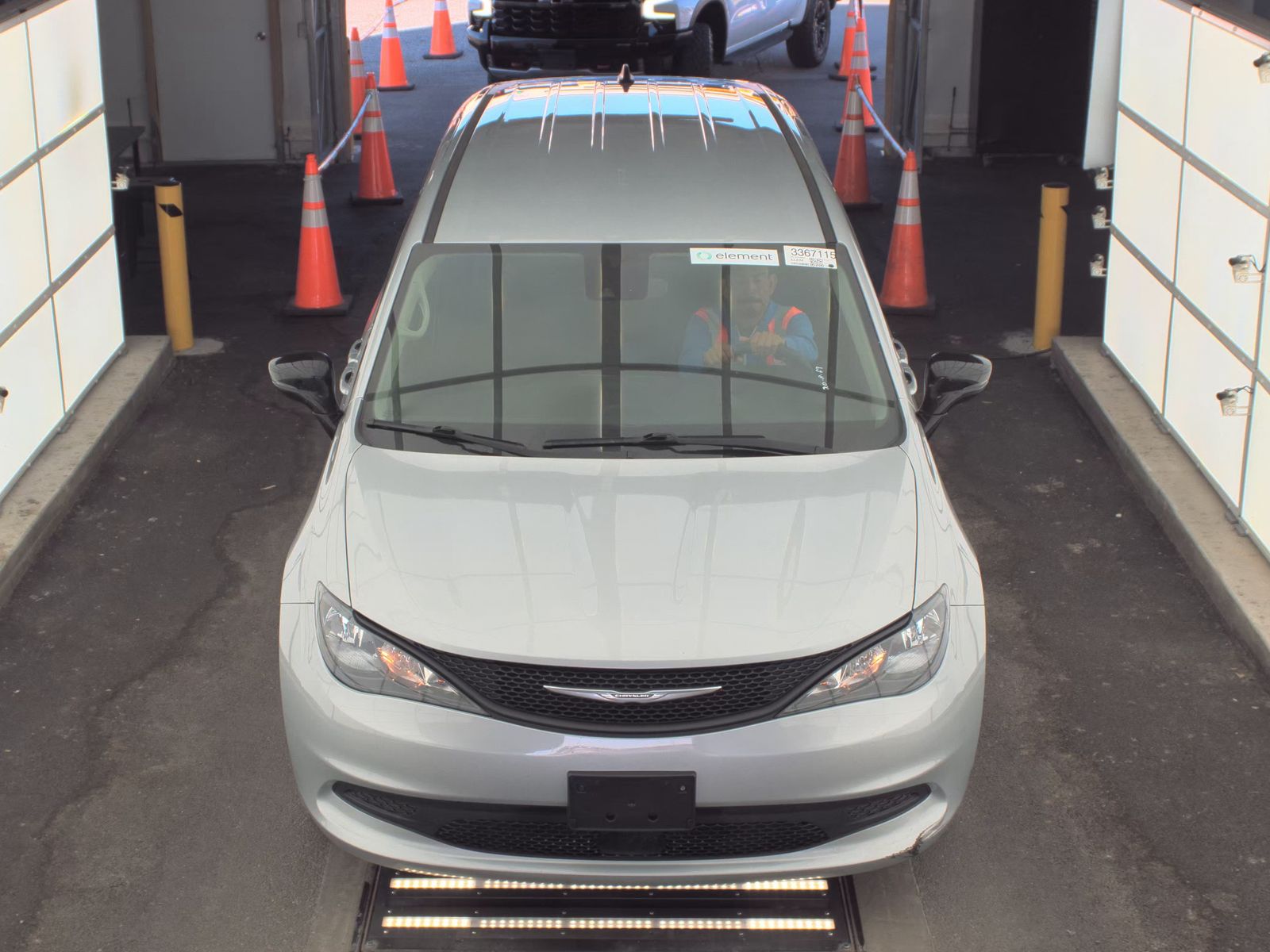 CHRYSLER VOYAGER - 3