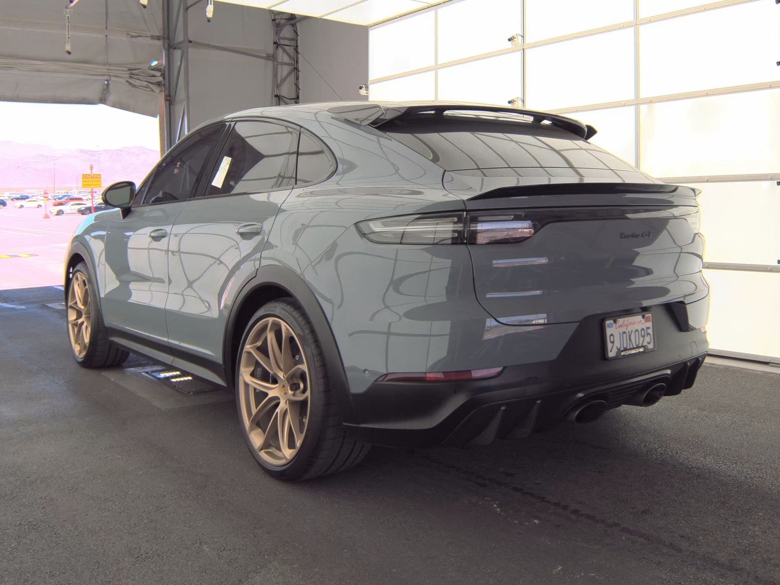 PORSCHE CAYENNE - 9