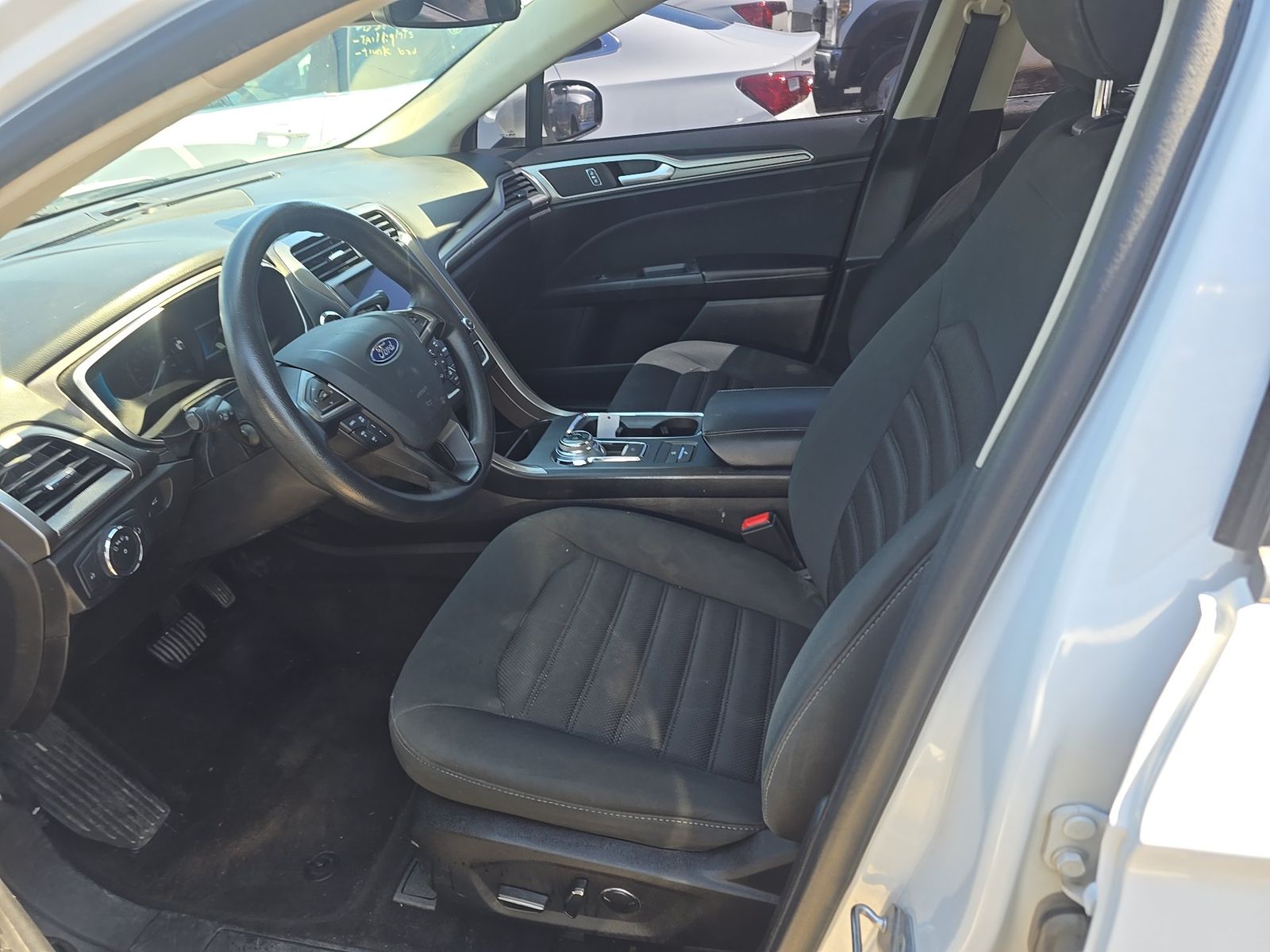 FORD FUSION - 8