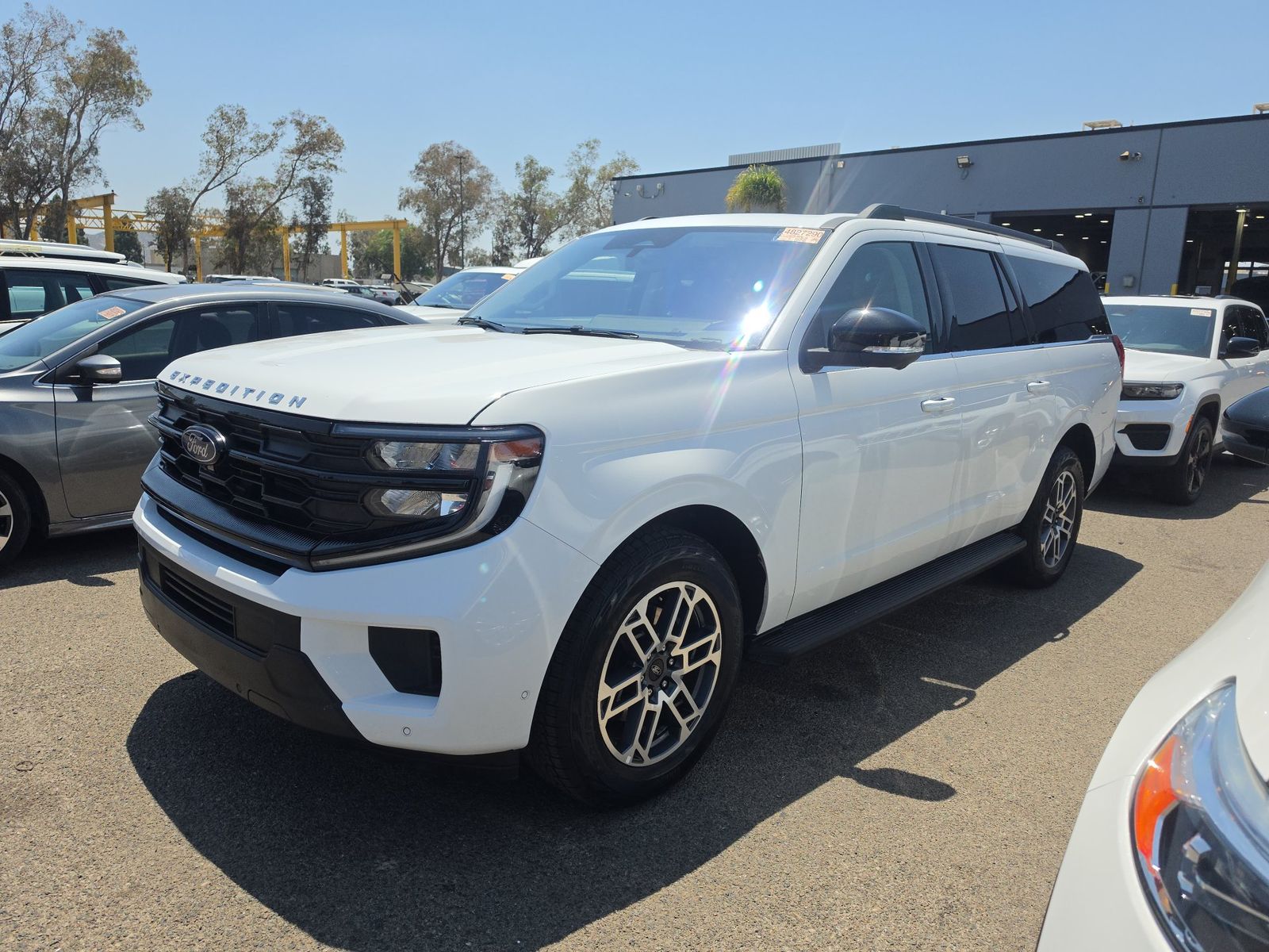 FORD EXPEDITION MAX - 1