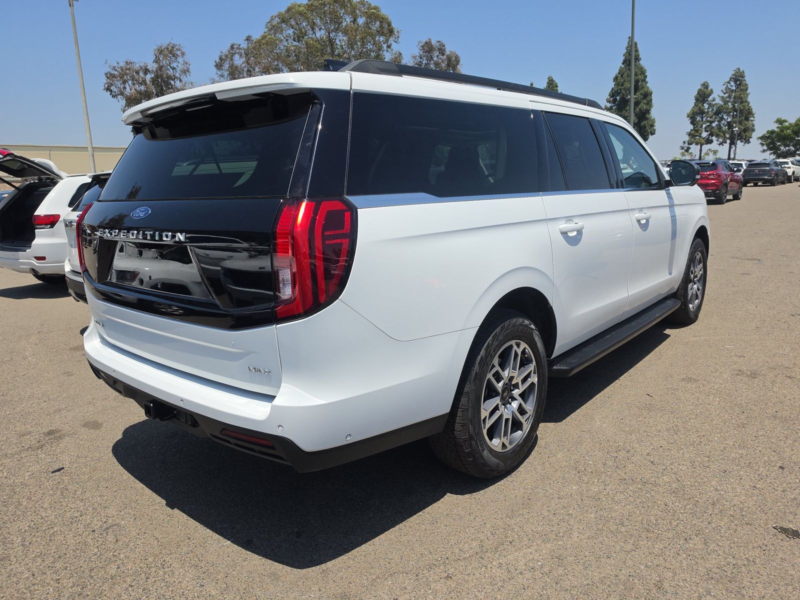 FORD EXPEDITION MAX - 5