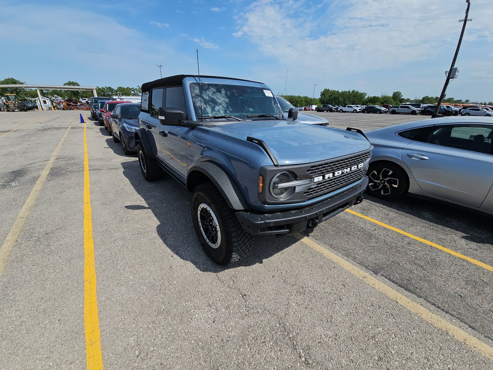 FORD BRONCO - 4