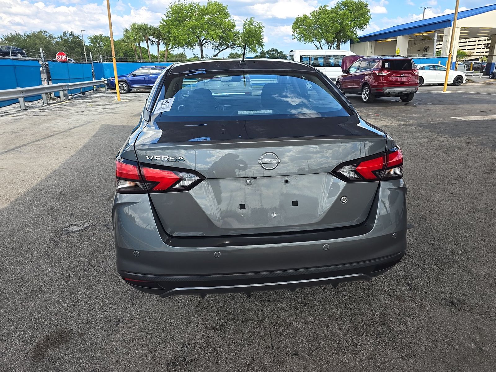 NISSAN VERSA - 6