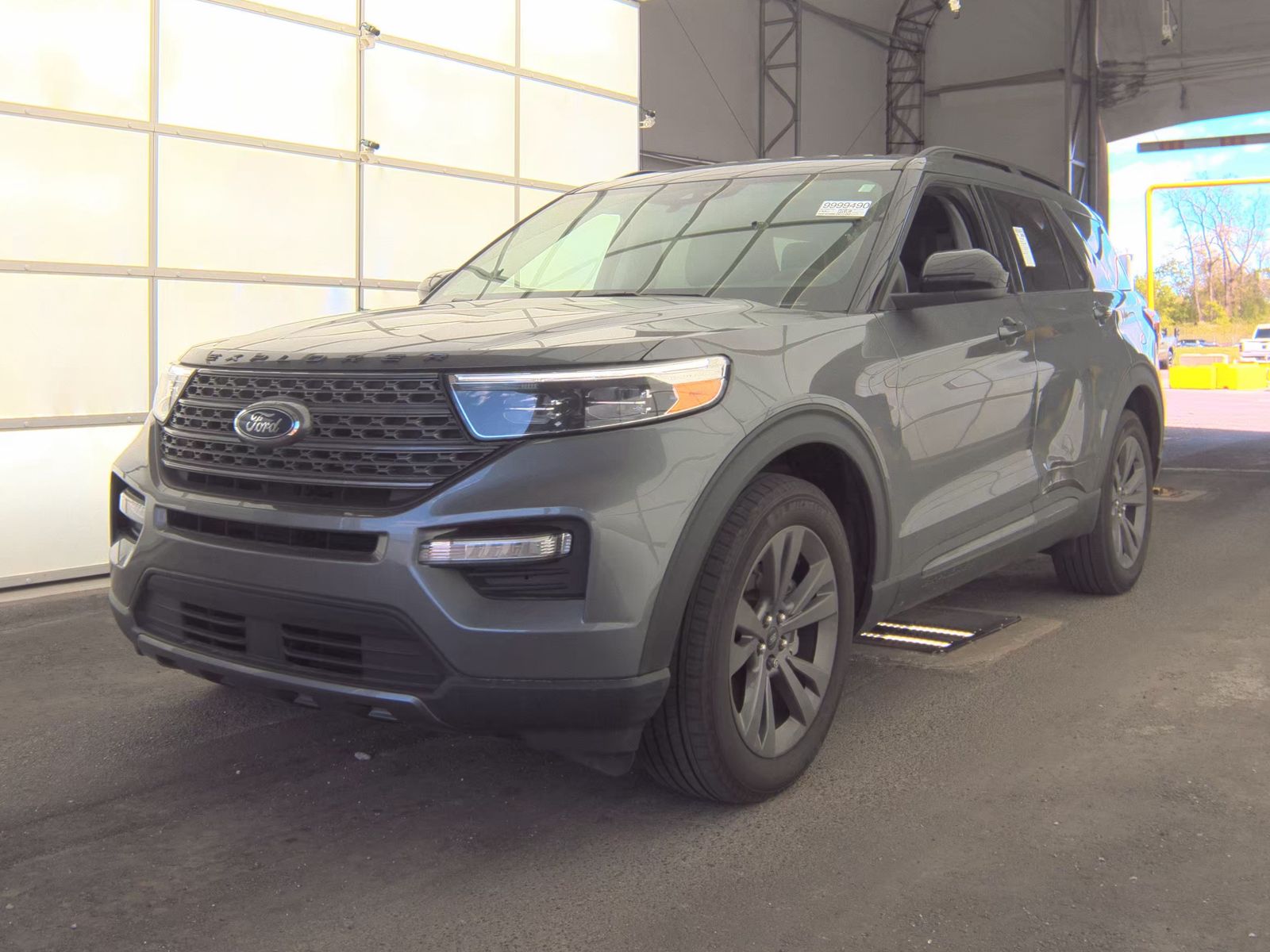 FORD EXPLORER - 1