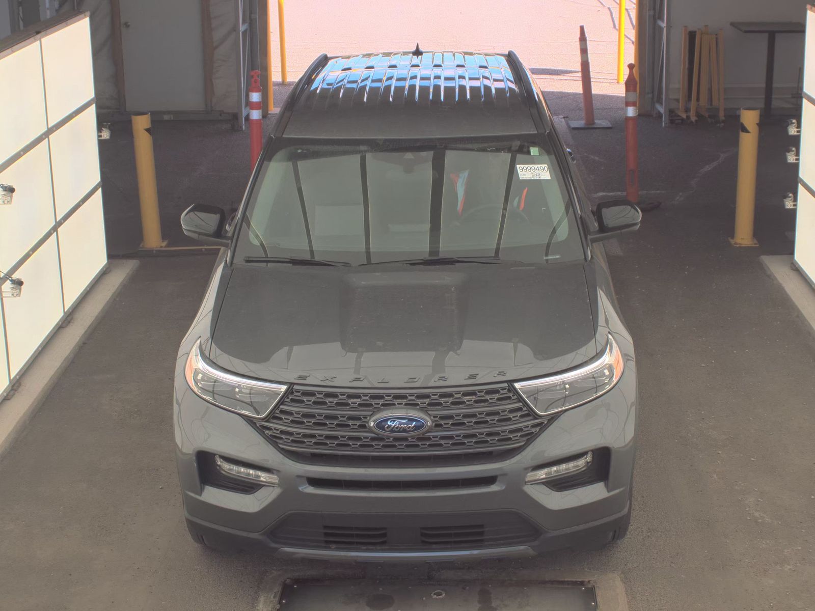 FORD EXPLORER - 3