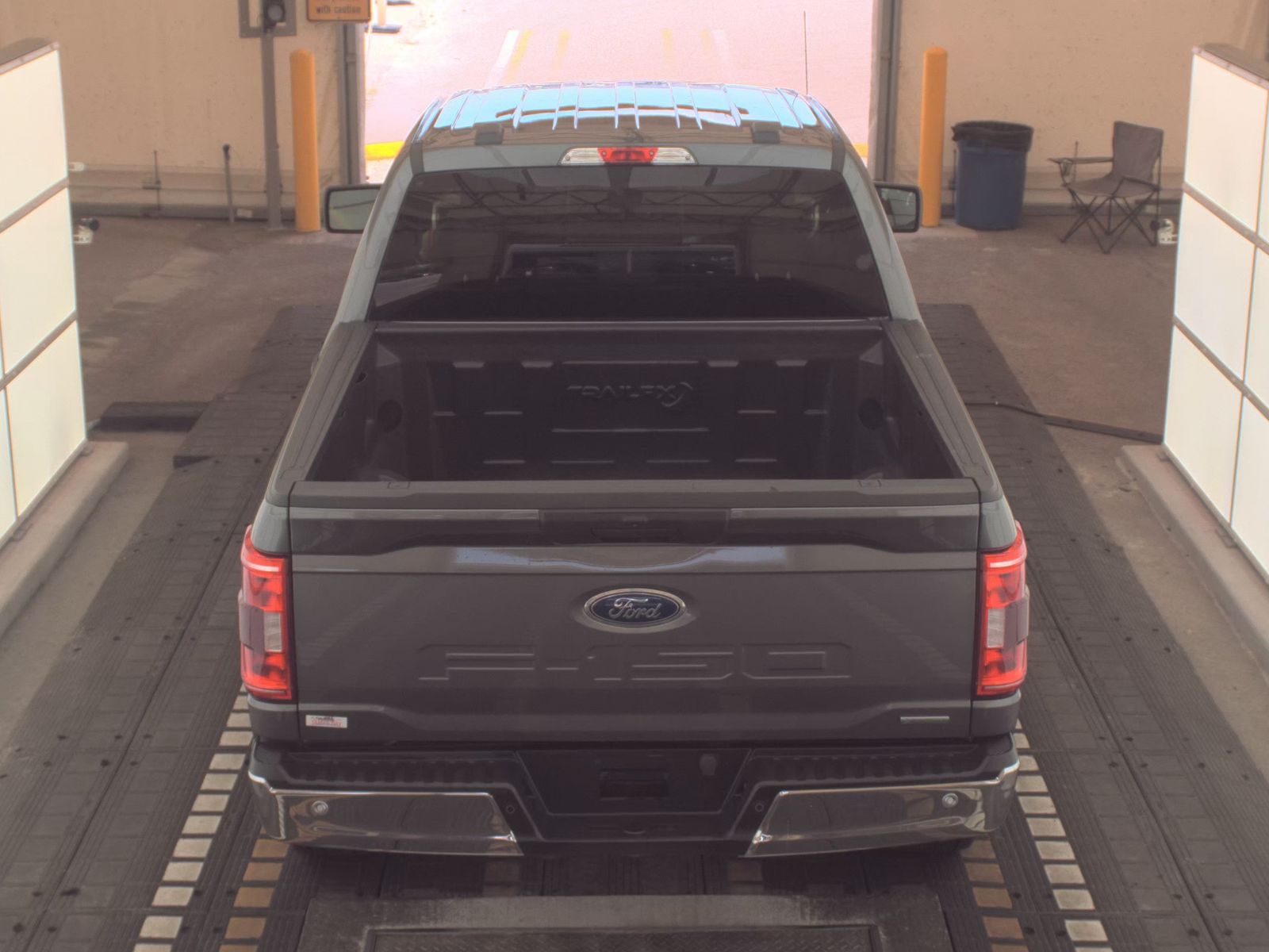 FORD F-150 - 6
