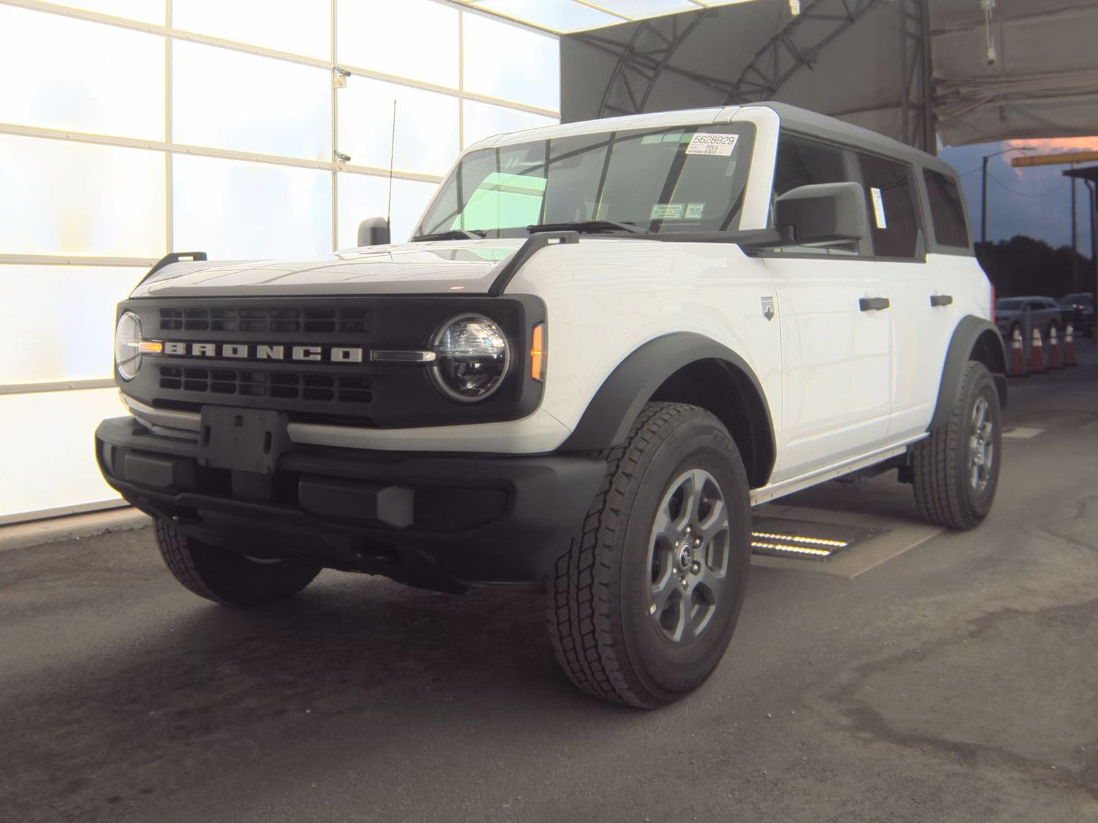 FORD BRONCO - 1