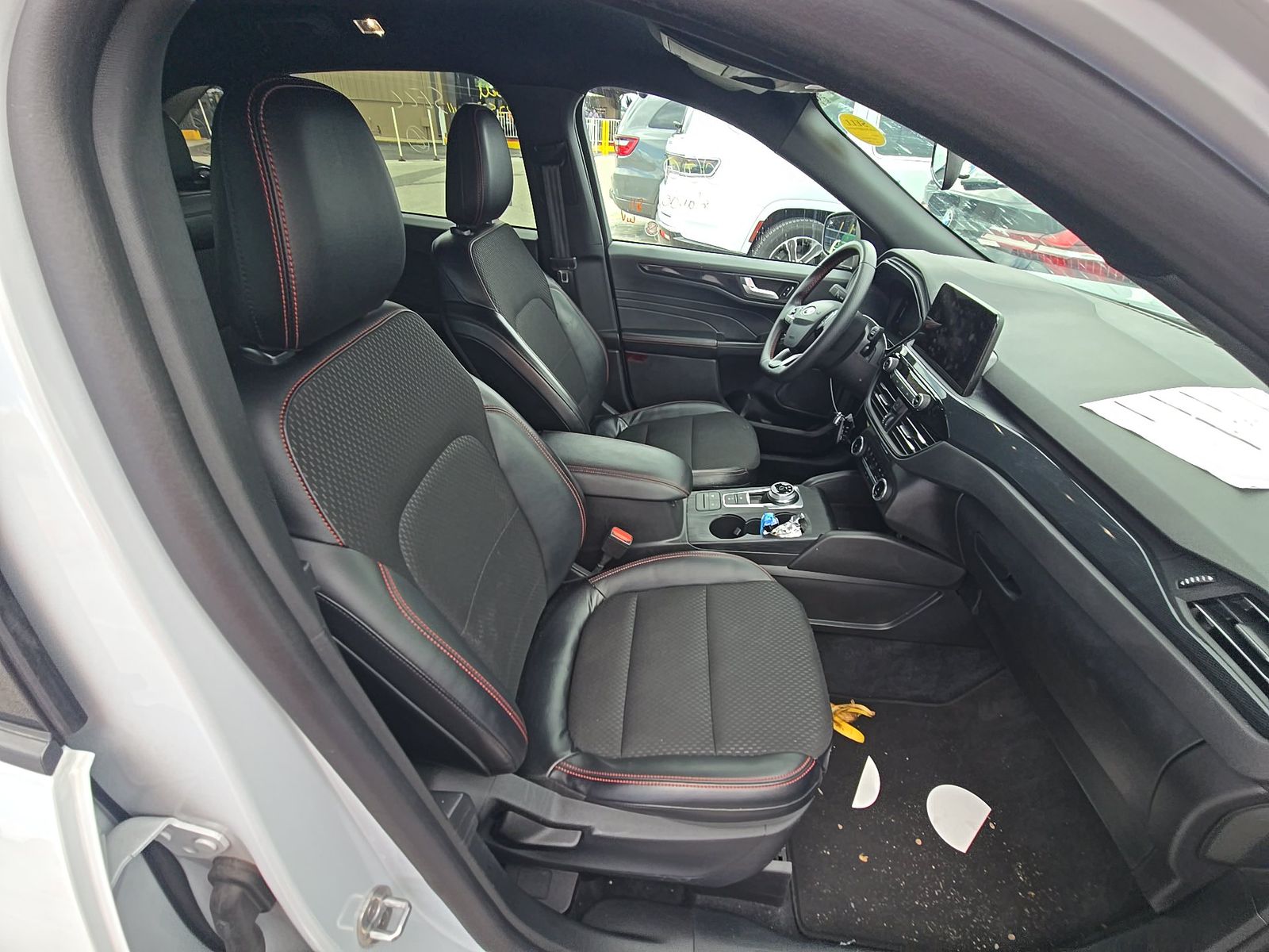 FORD ESCAPE - 9