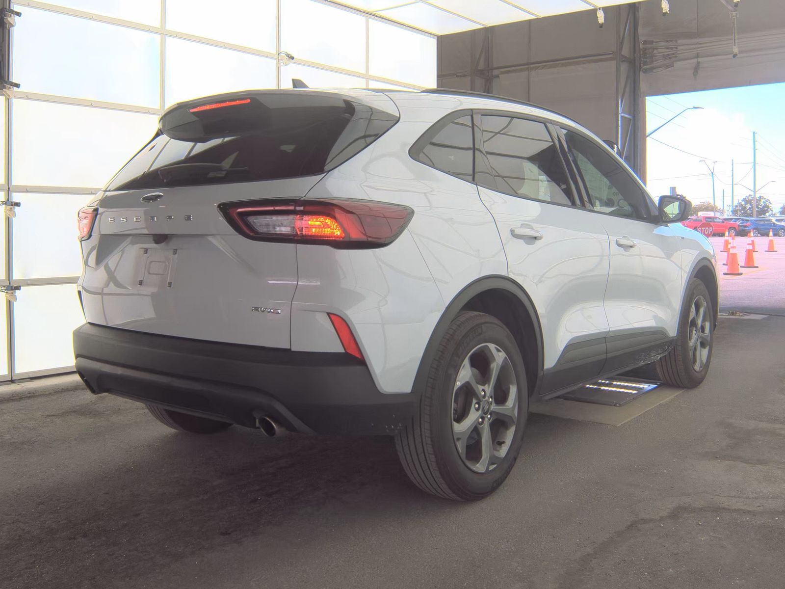FORD ESCAPE - 5
