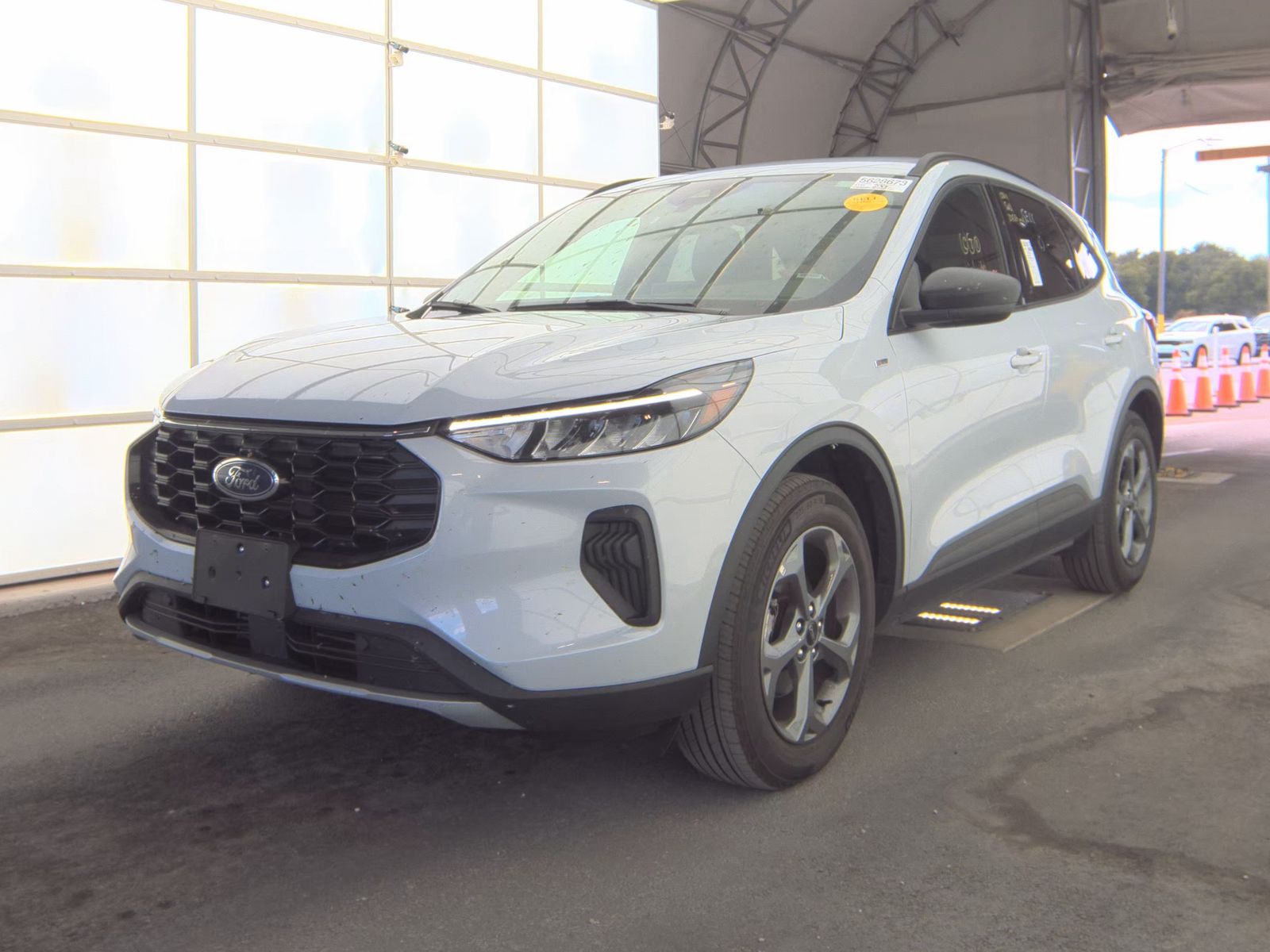 FORD ESCAPE - 1