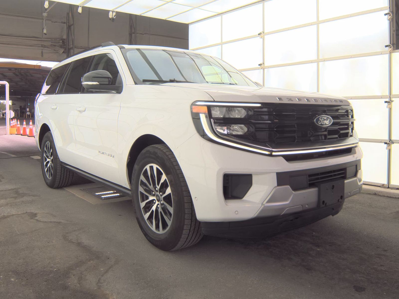 FORD EXPEDITION - 4