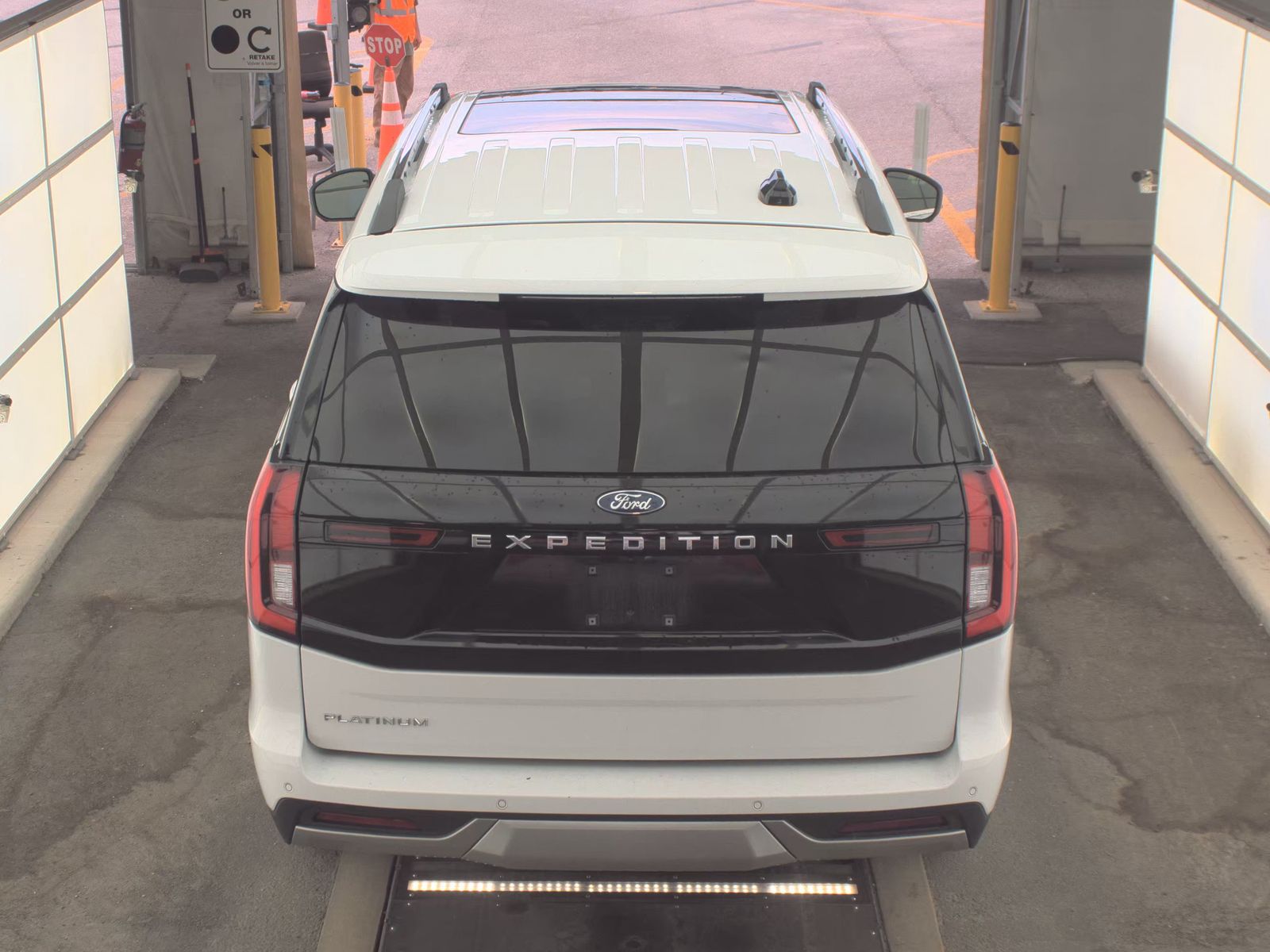 FORD EXPEDITION - 6