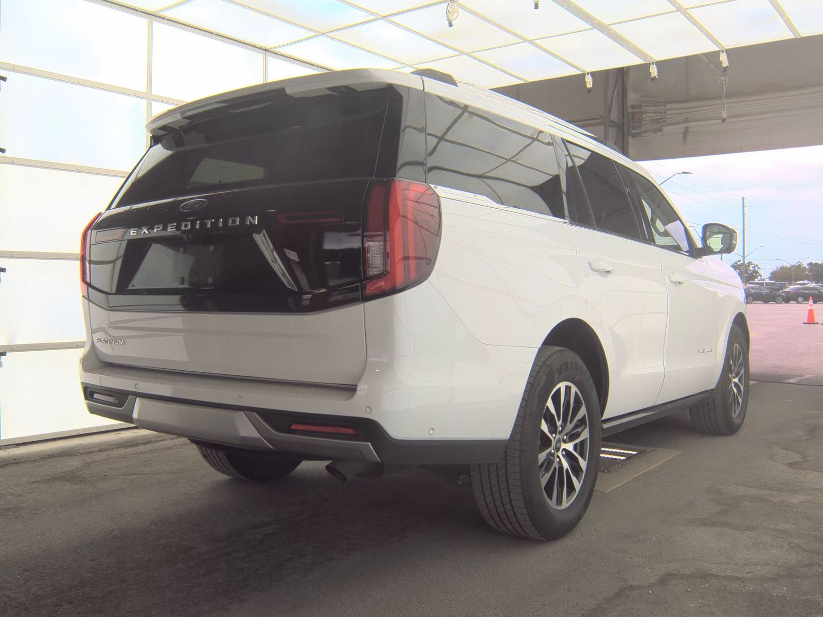 FORD EXPEDITION - 5