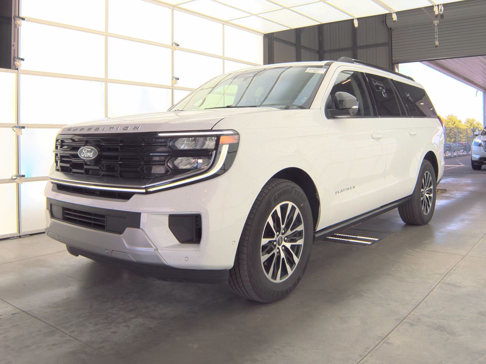FORD EXPEDITION MAX - 1