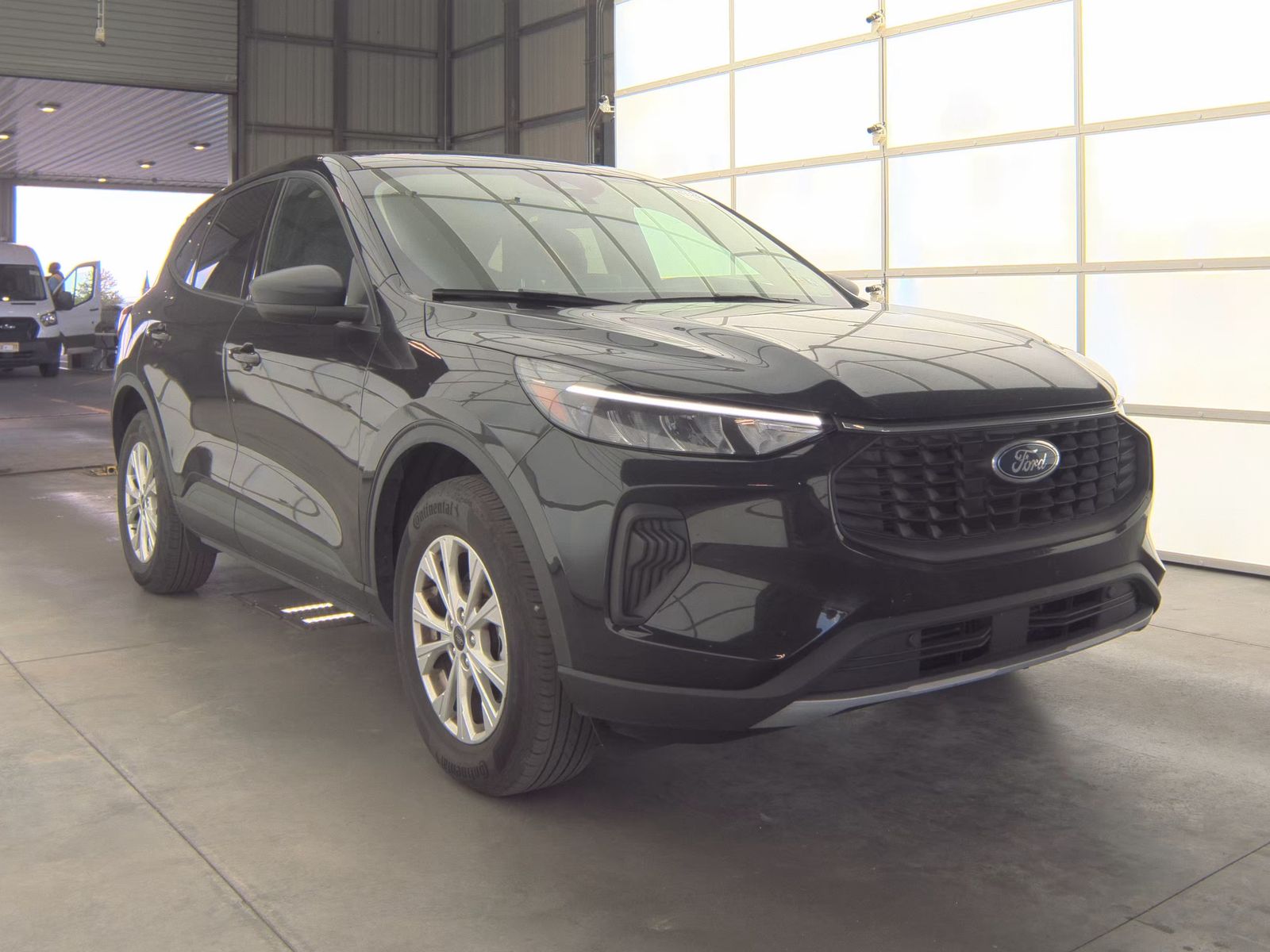 FORD ESCAPE - 4