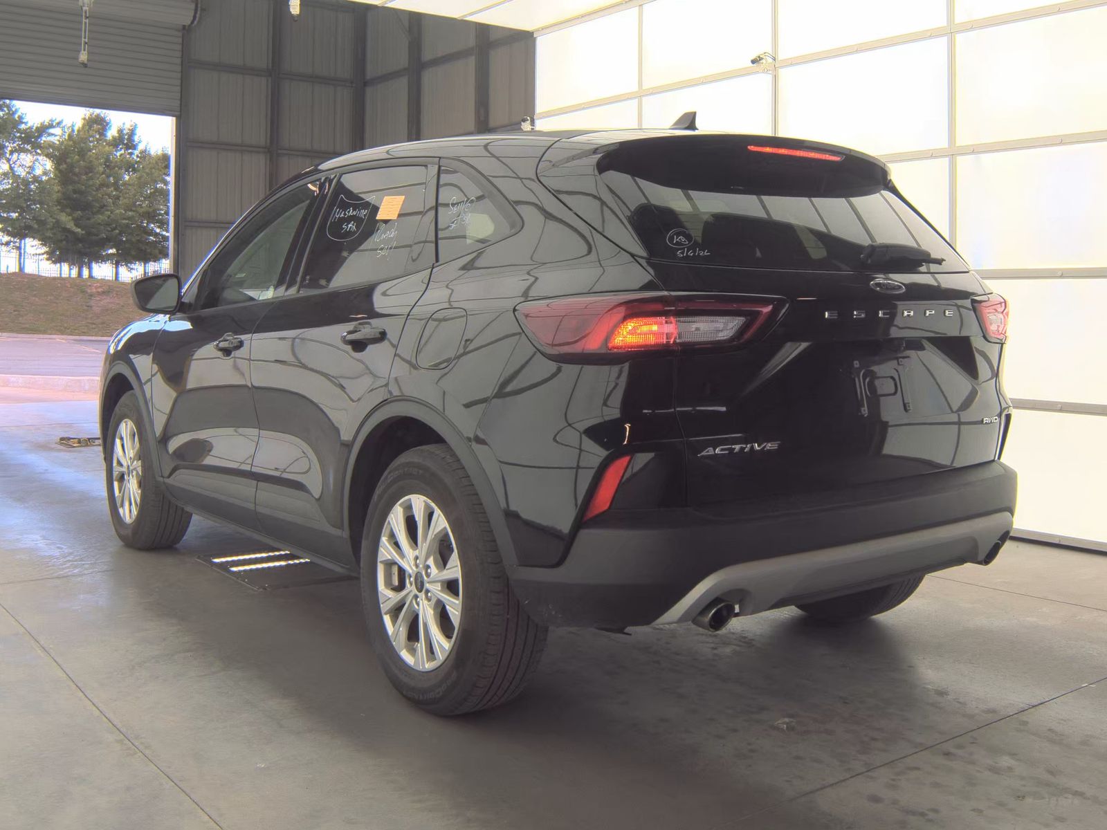 FORD ESCAPE - 7