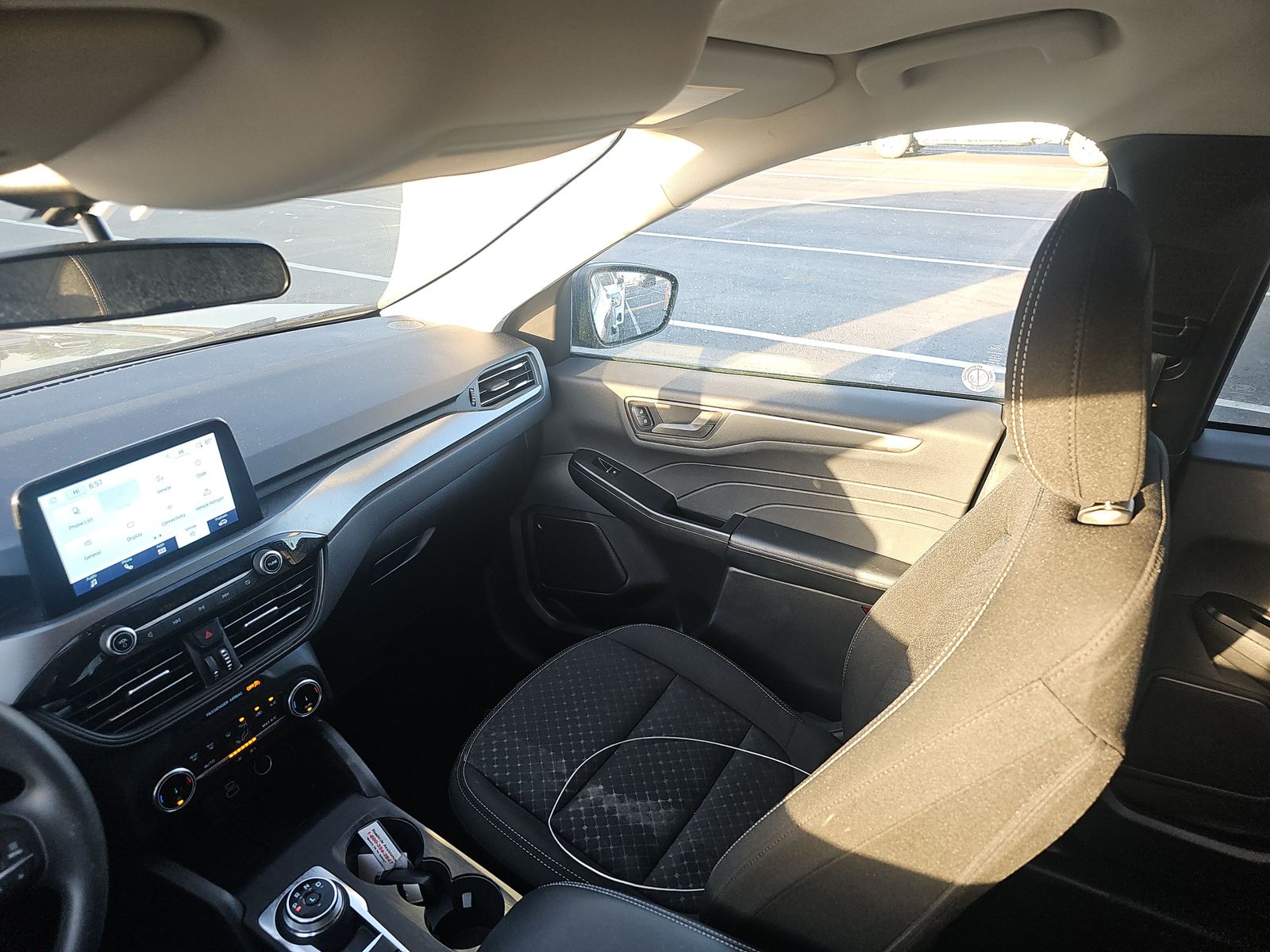 FORD ESCAPE - 9