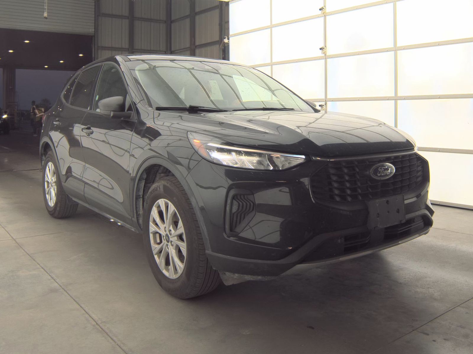 FORD ESCAPE - 4