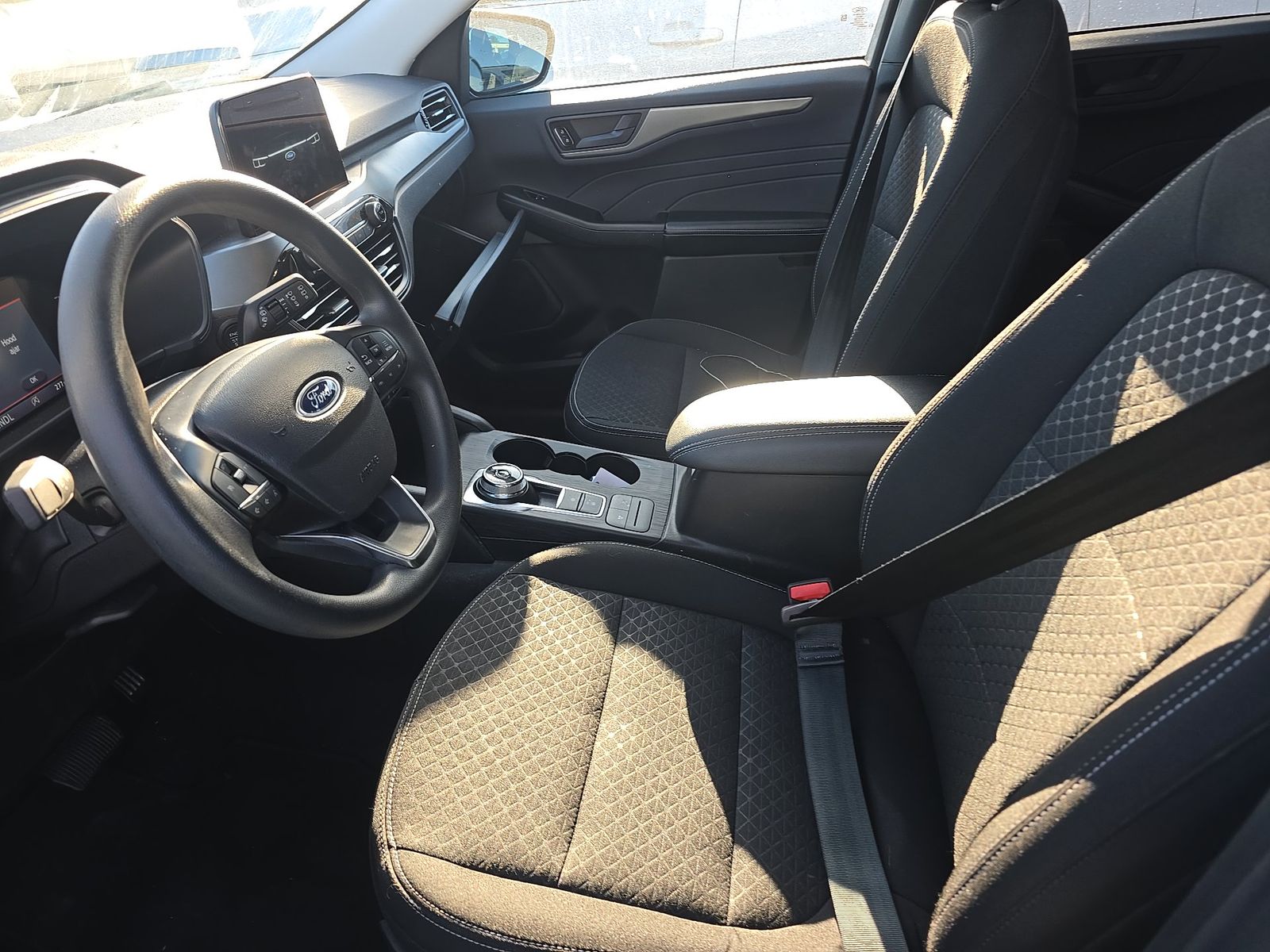 FORD ESCAPE - 8