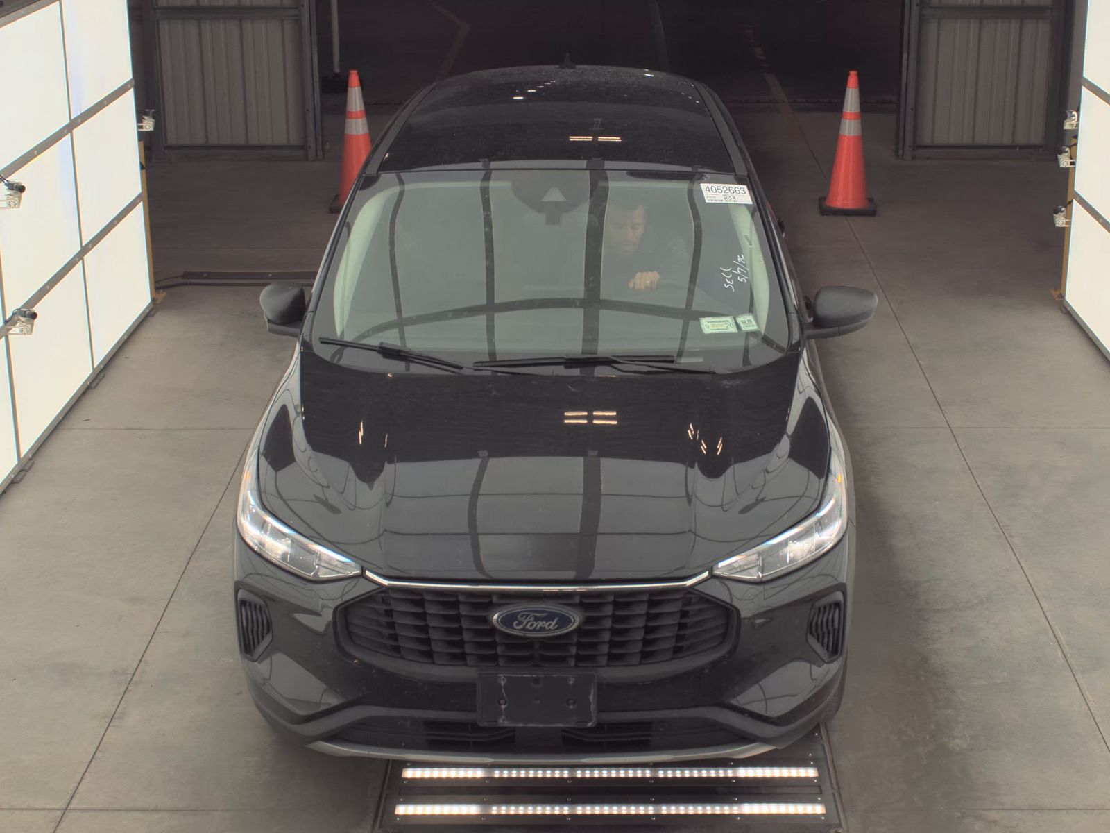 FORD ESCAPE - 3