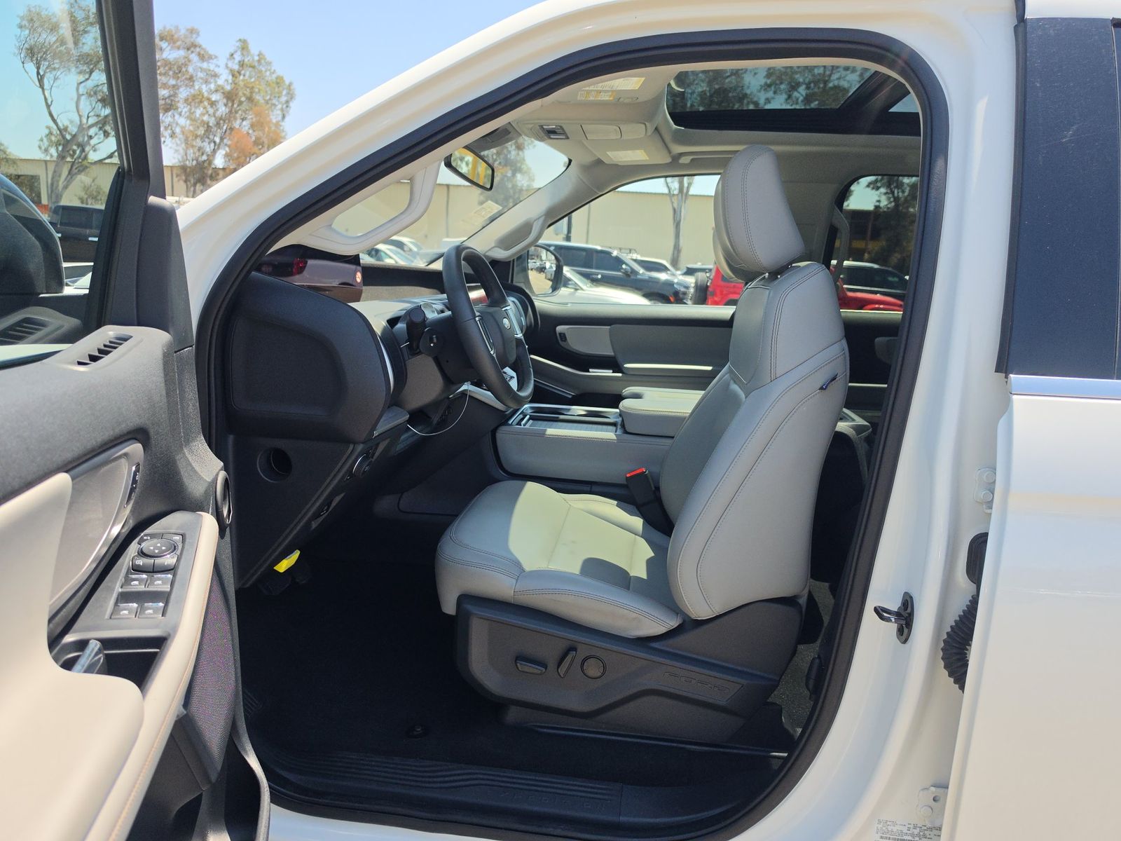 FORD EXPEDITION MAX - 8