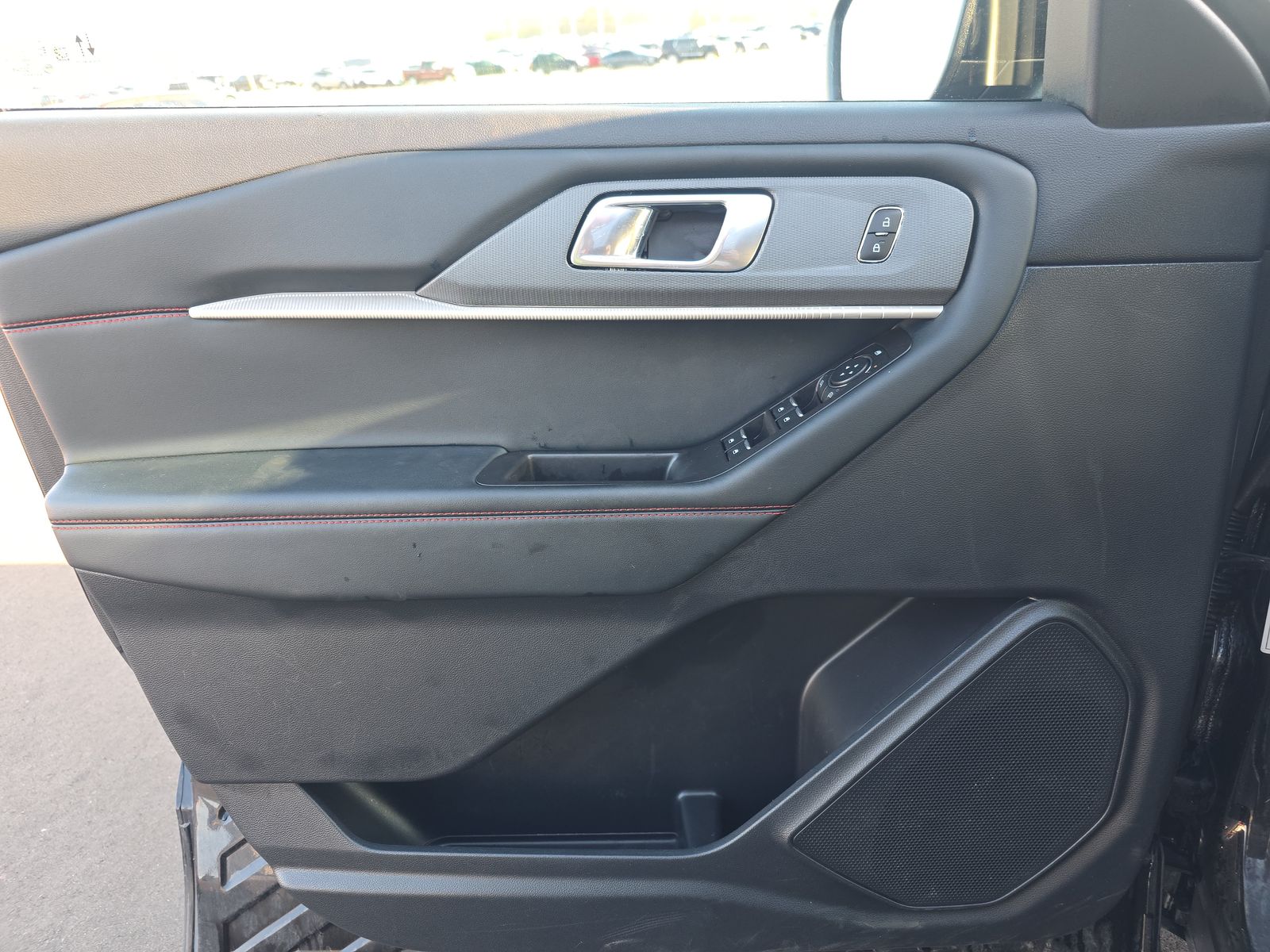 FORD EXPLORER - 10