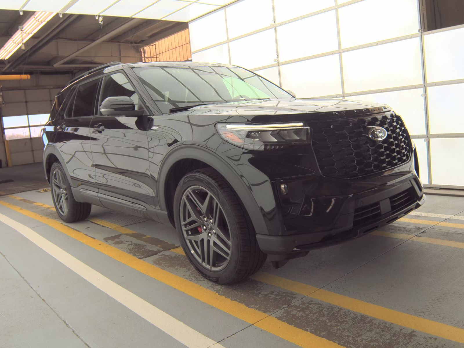 FORD EXPLORER - 4