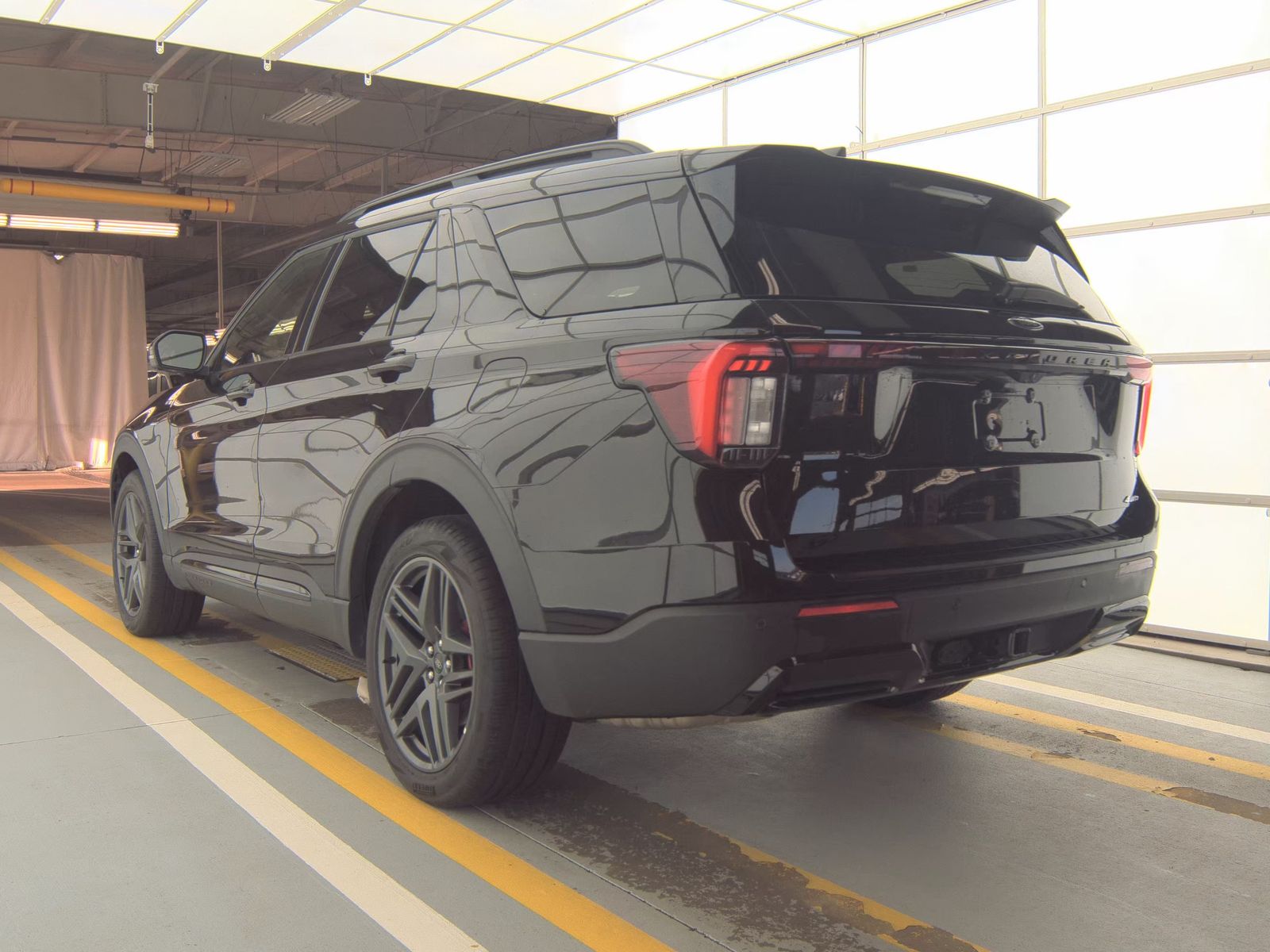 FORD EXPLORER - 7