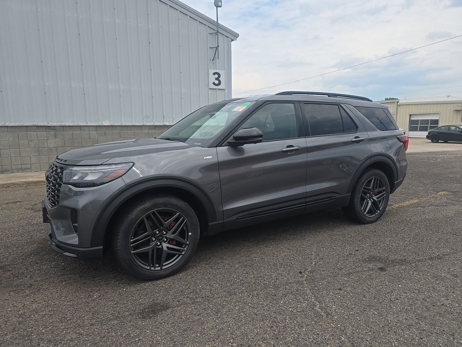FORD EXPLORER - 1